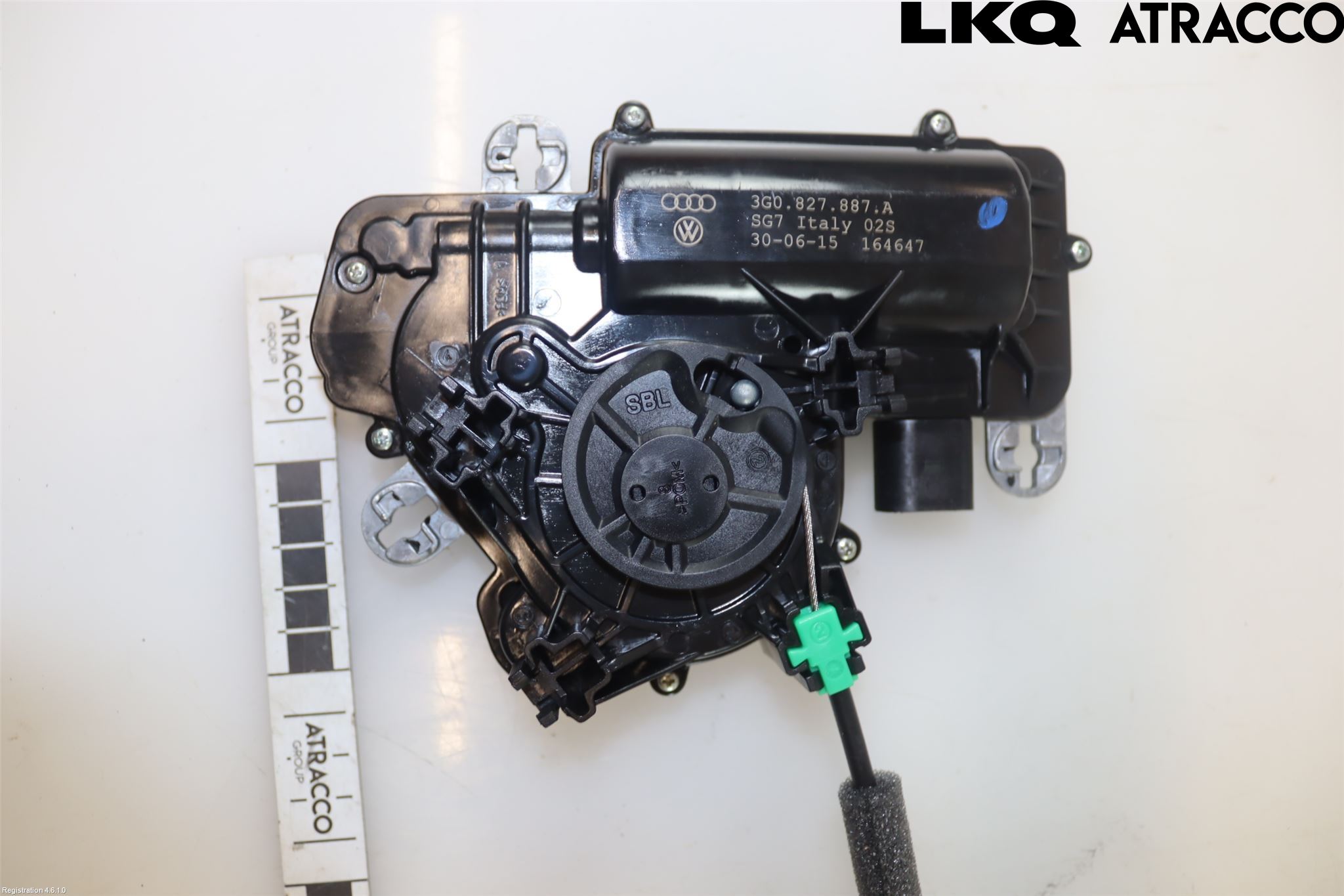 Volkswagen VW PASSAT 15-19 Baklukeåpner Automatisk
