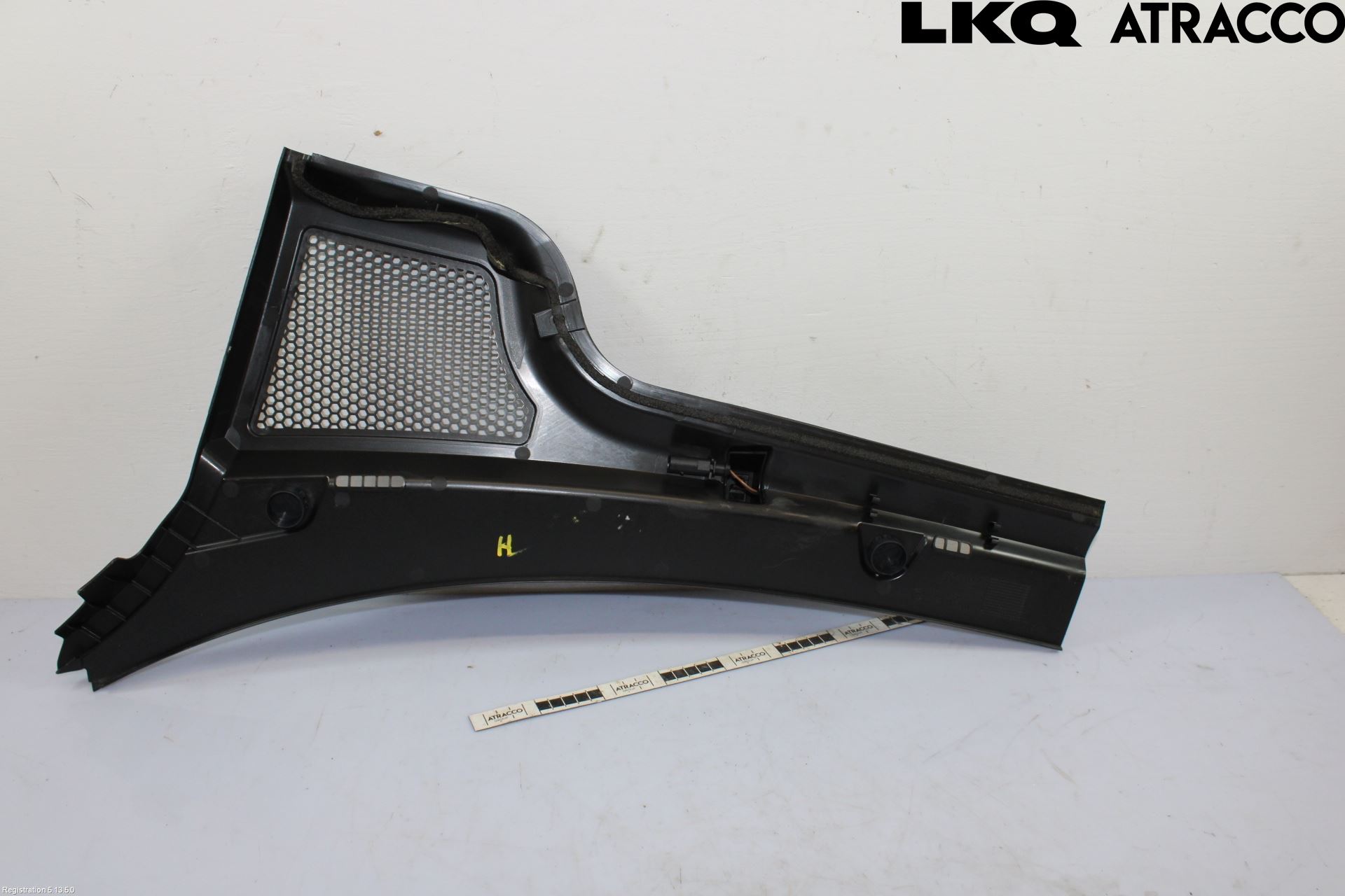 Skoda OCTAVIA (NX) 20- Visker Deksel-Grill-Under Frr