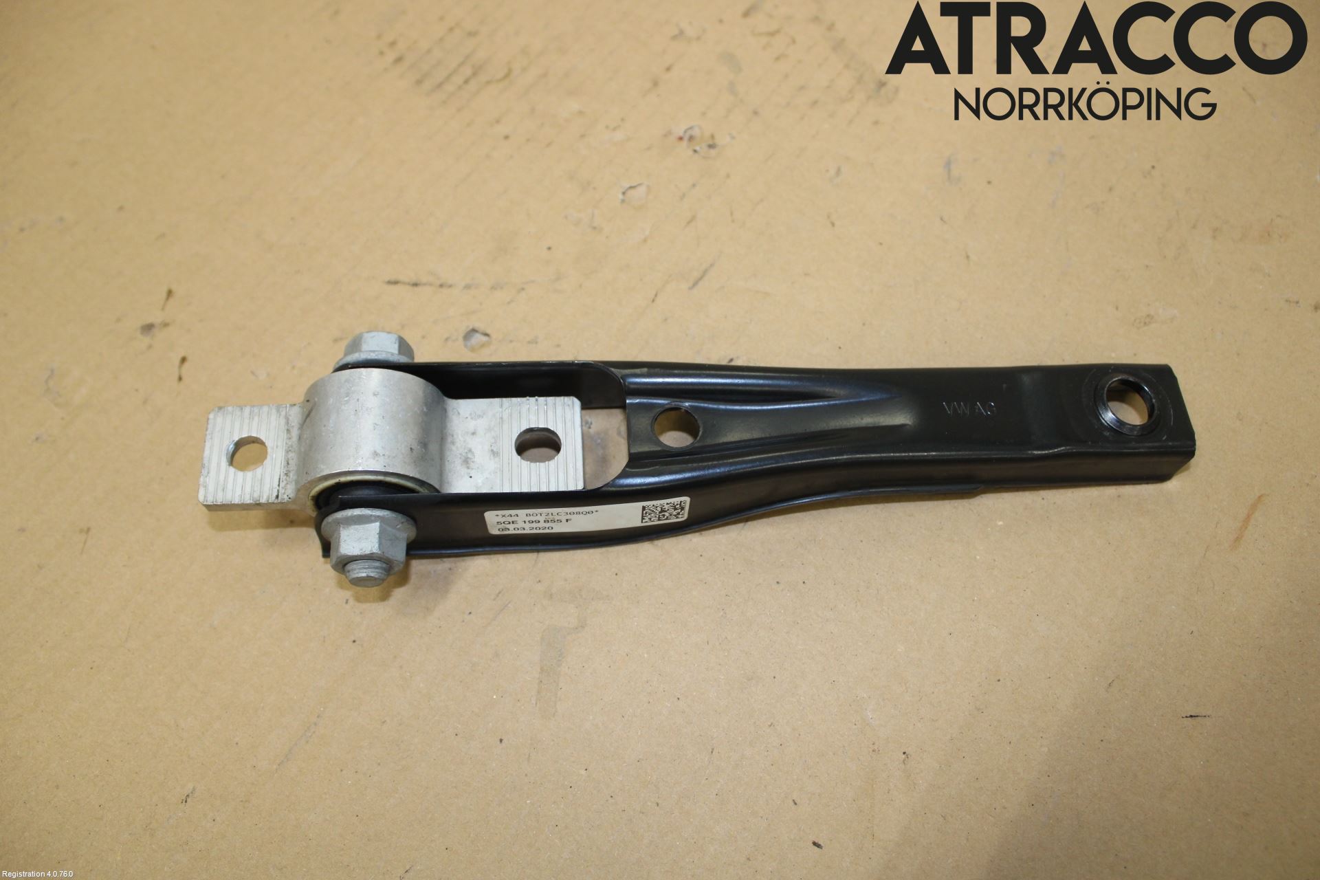 Volkswagen VW GOLF / E-GOLF VII 13-20 Motor Feste Stål-Alu
