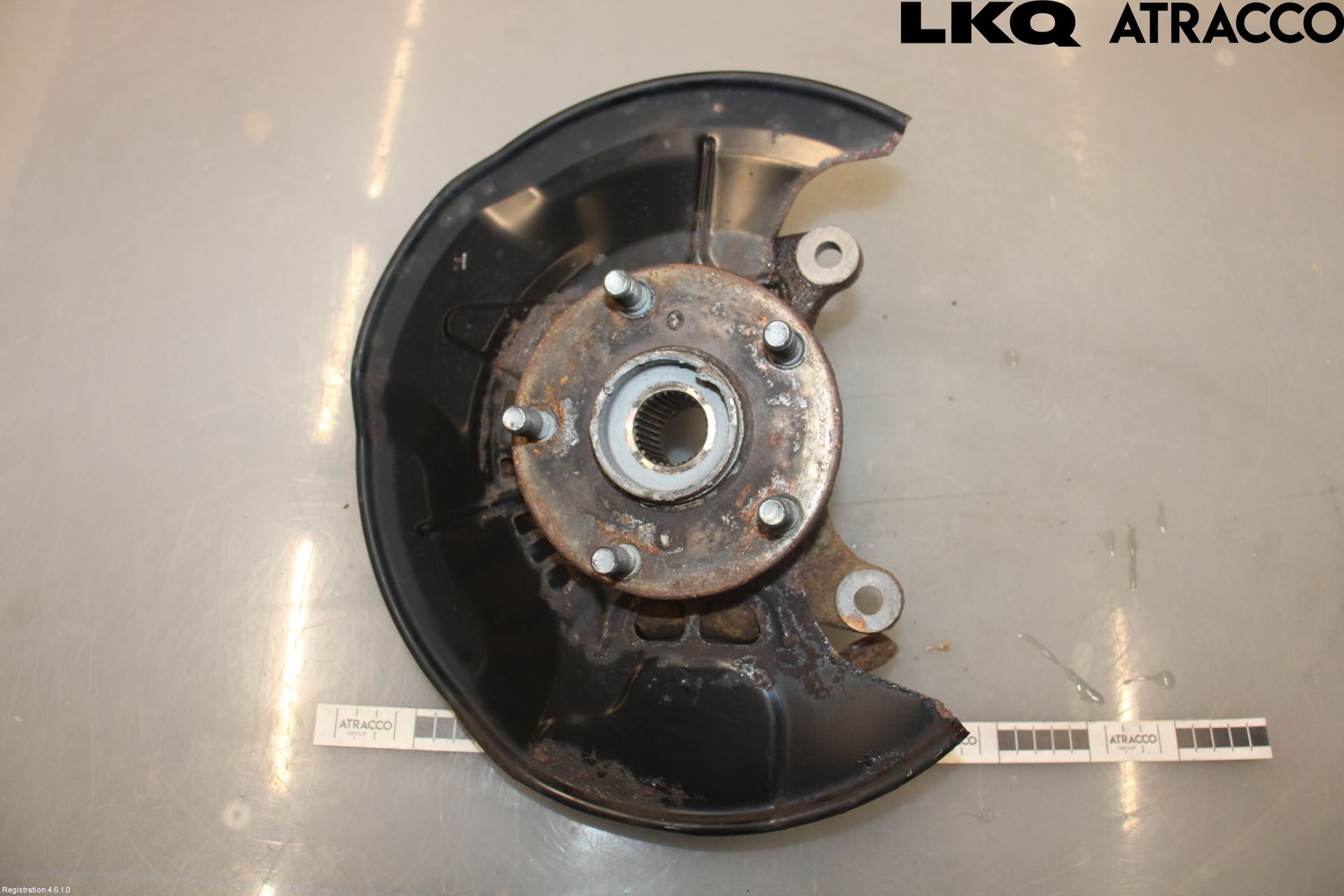 Toyota RAV4 13-18 Spindel Hf