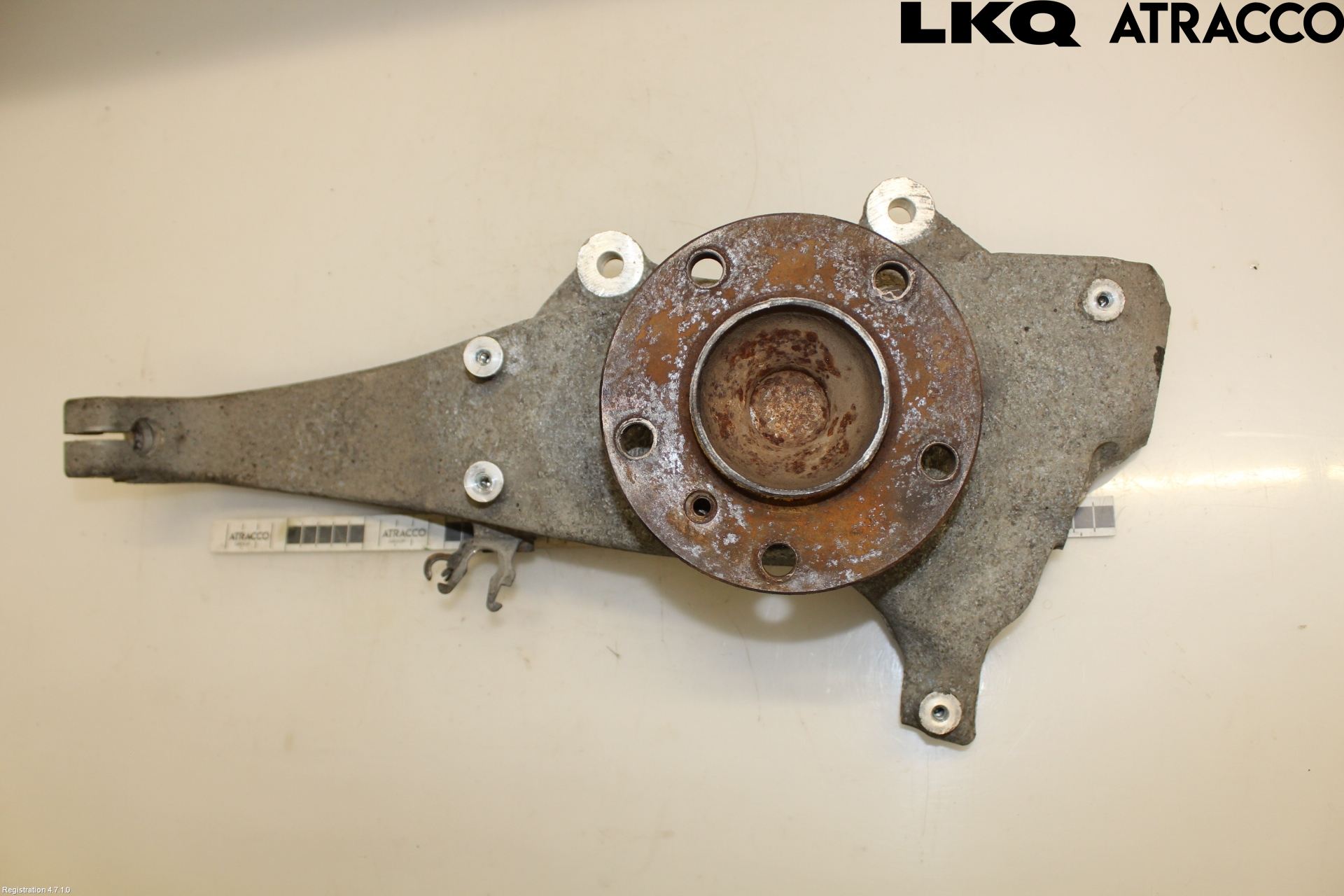 BMW 5 F10/F11/F18 09-17 Spindel Vf