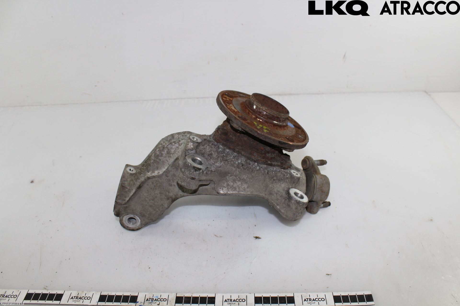 Volkswagen VW PASSAT 15-19 Spindel Vf
