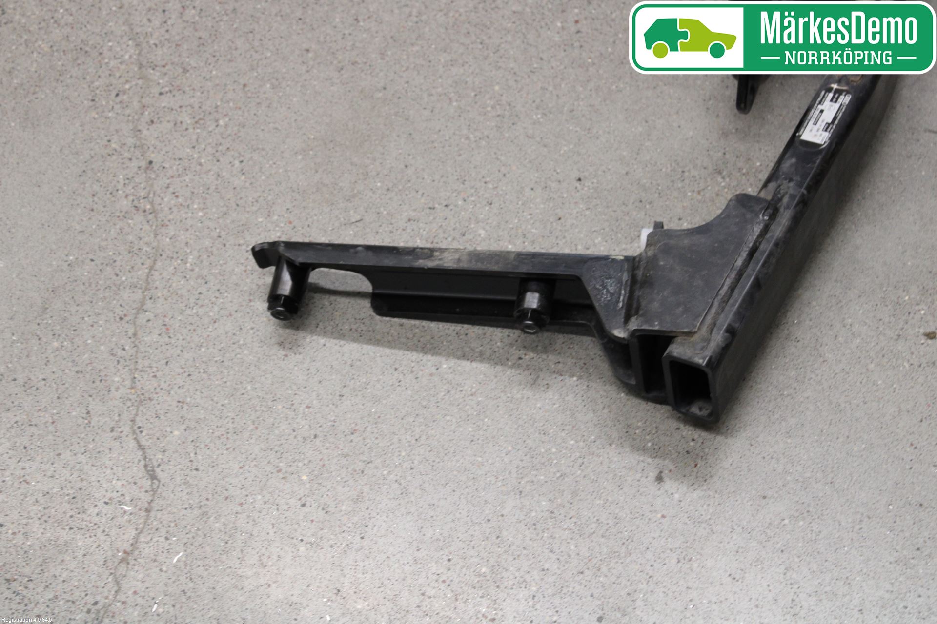 Audi A4/S4 B9 16-19 Tilhengerfeste