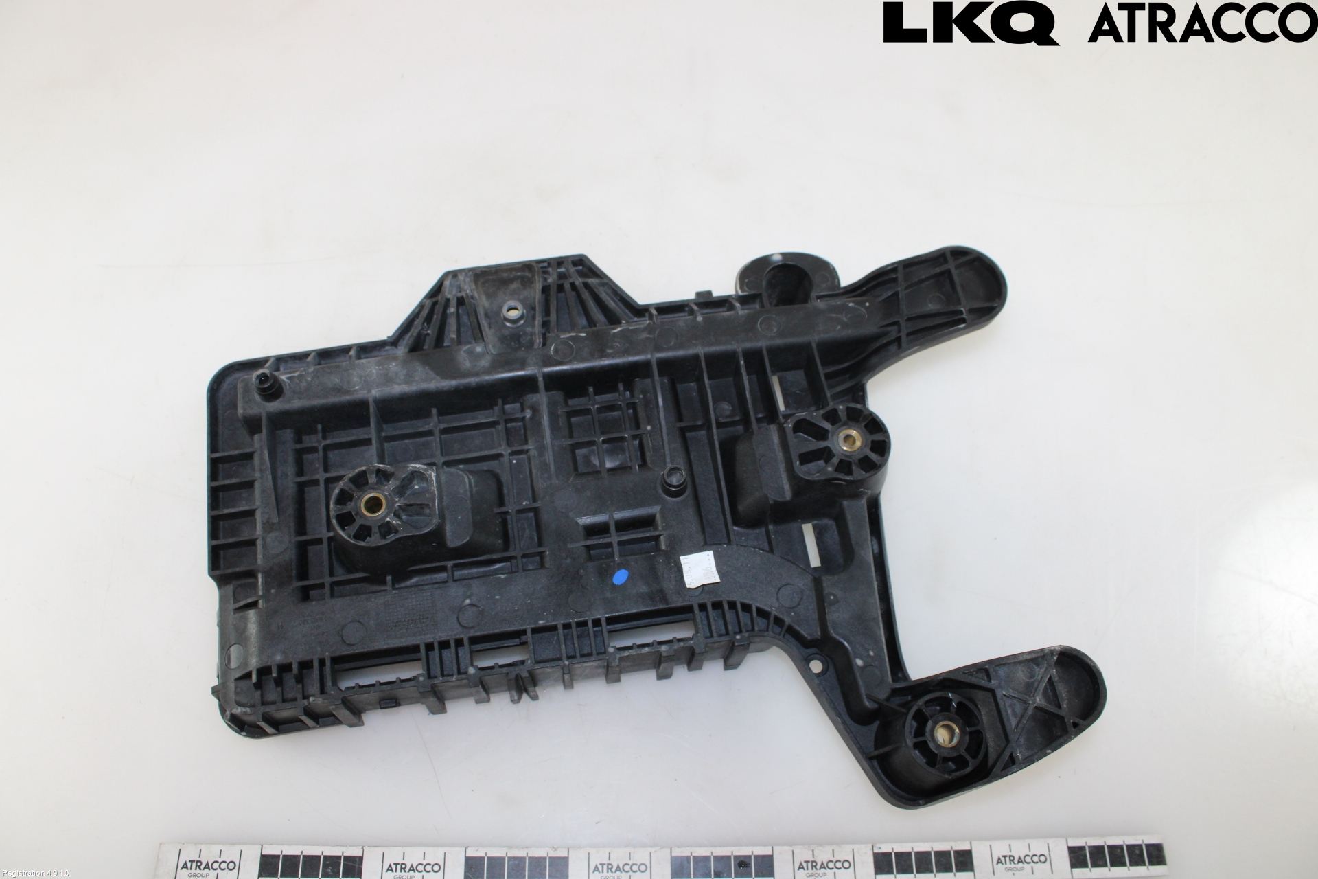 Volkswagen VW SCIROCCO 09-17 Batterikasse - Feste - Holder
