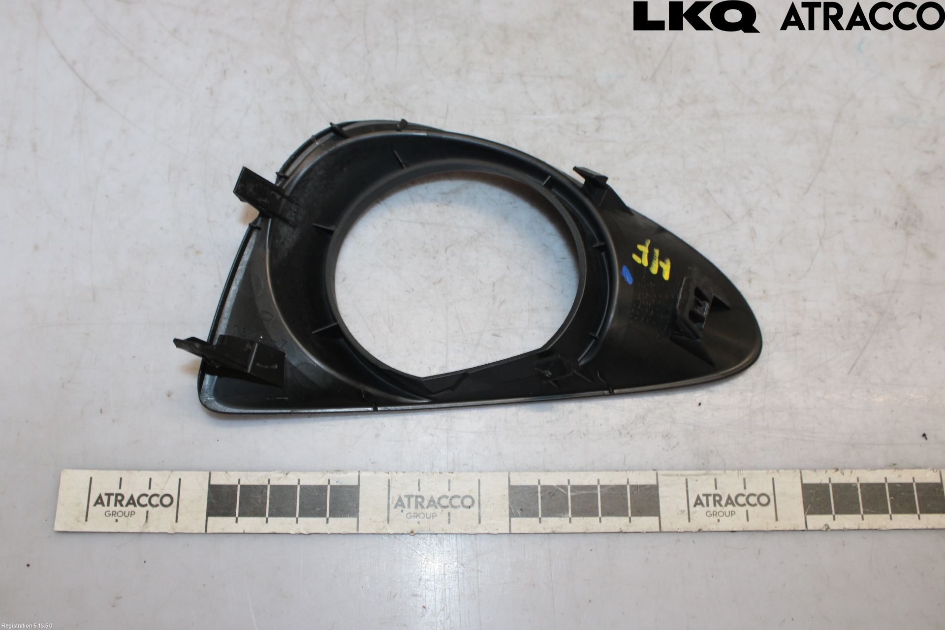 Toyota YARIS XP130 12-14 Frontlykt Kurve-Tåkelys Ramme