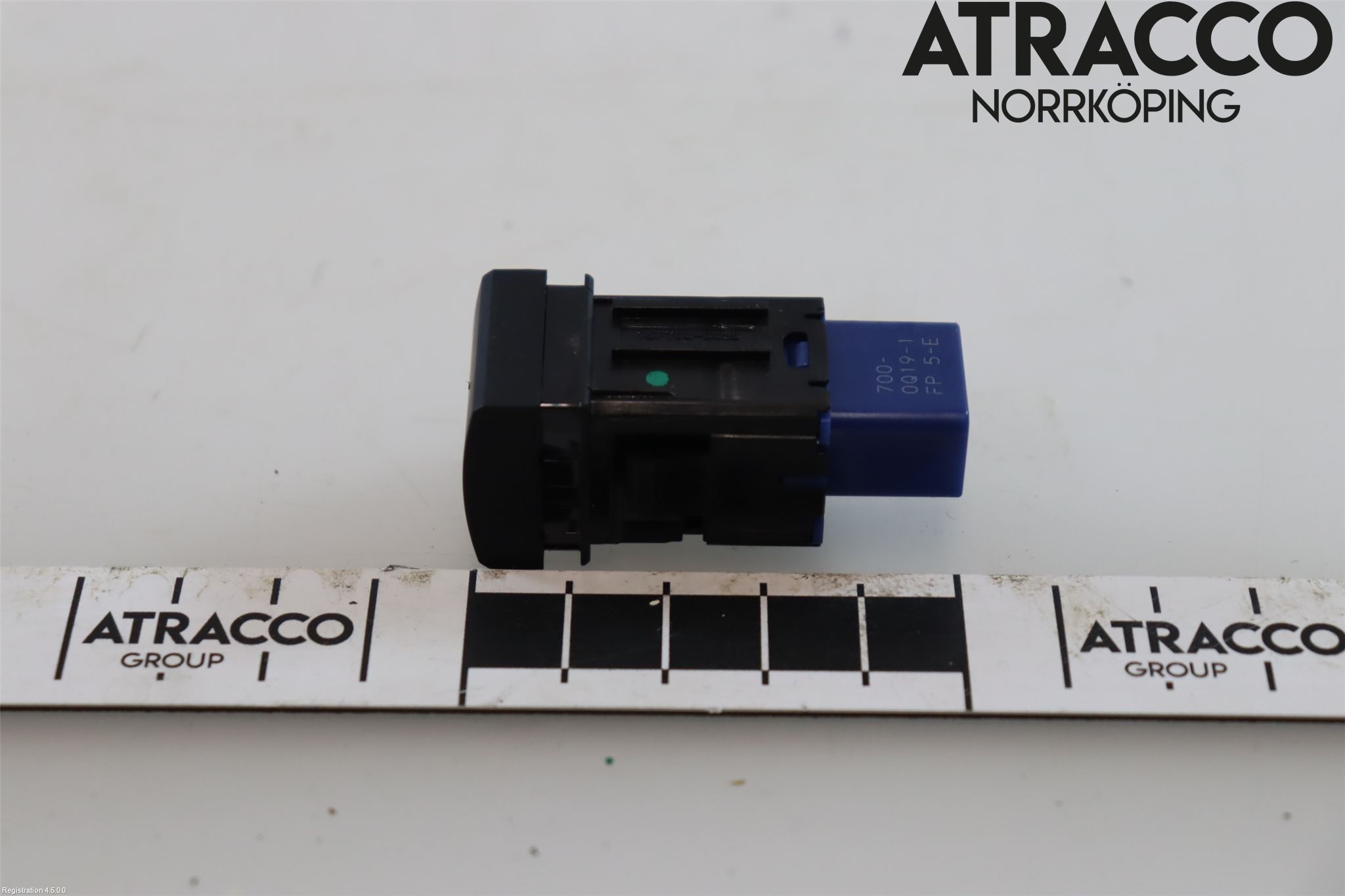 Toyota RAV4 19- Bryter Drivstoff Tankluke