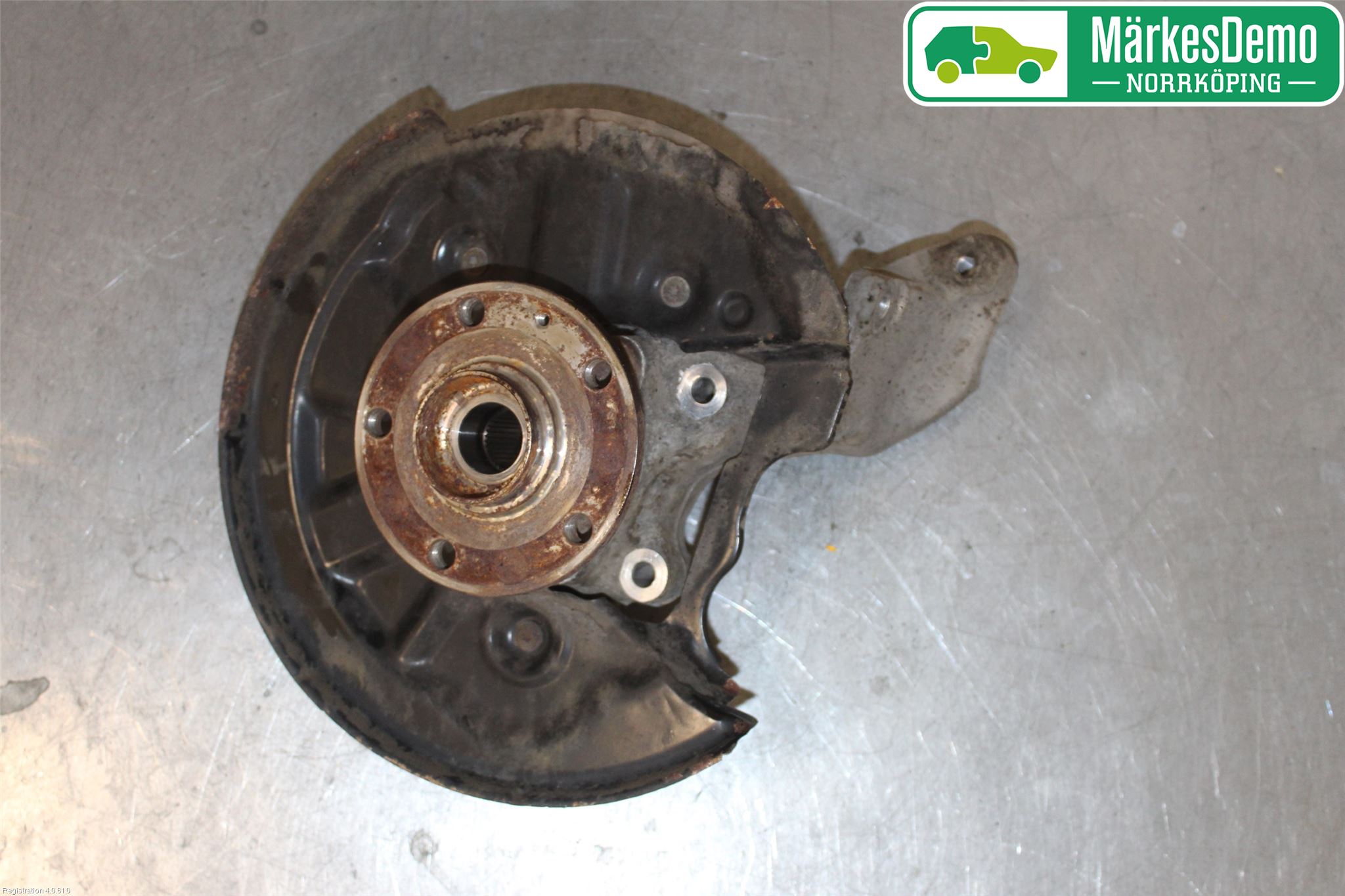 Volkswagen VW PASSAT 15-19 Spindel Vb