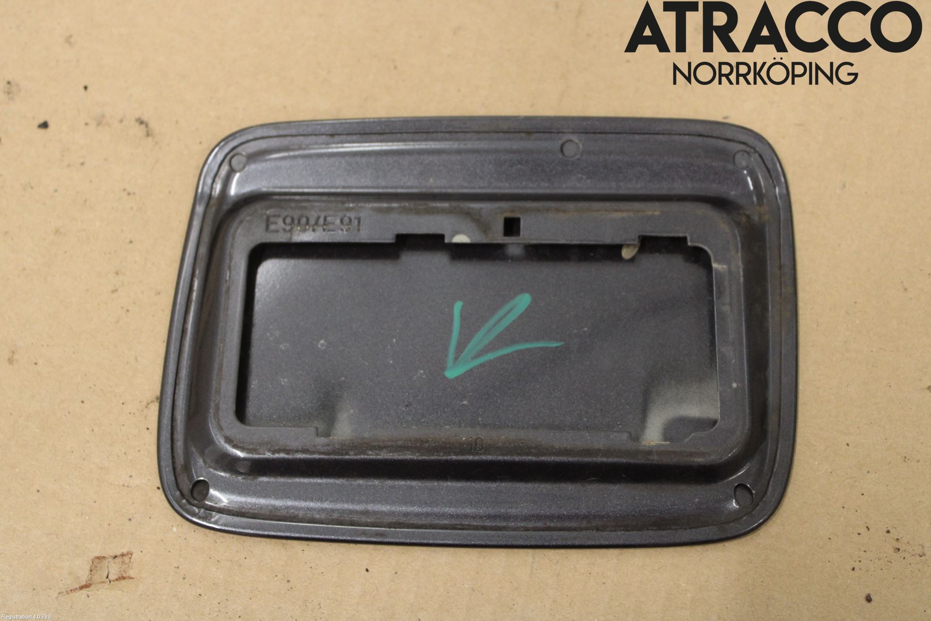 BMW 3 E90/91 SED/TOU 05-12 Drivstoff Tankluke