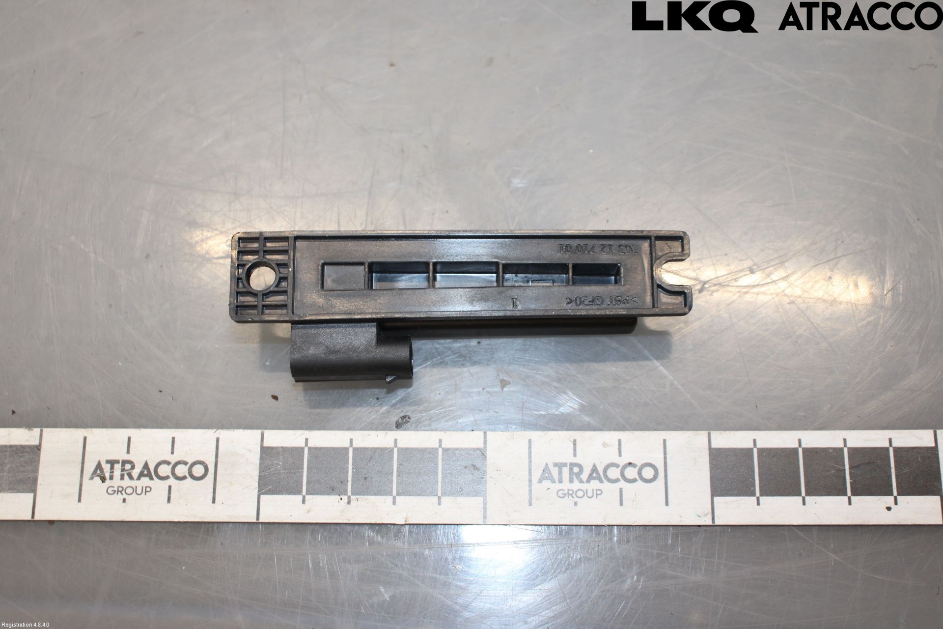 Jaguar XJ X351        10- Stereo Antenne Radio-Tv
