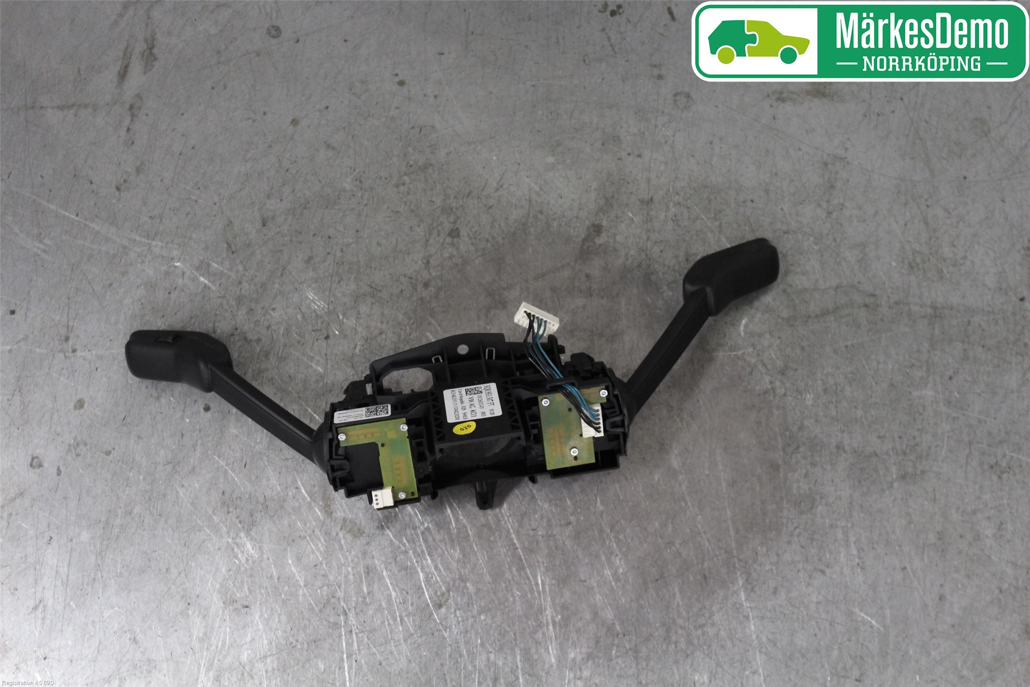 Volkswagen VW GOLF / E-GOLF VII 13-20 Bryter Ratt Kombi H Og V