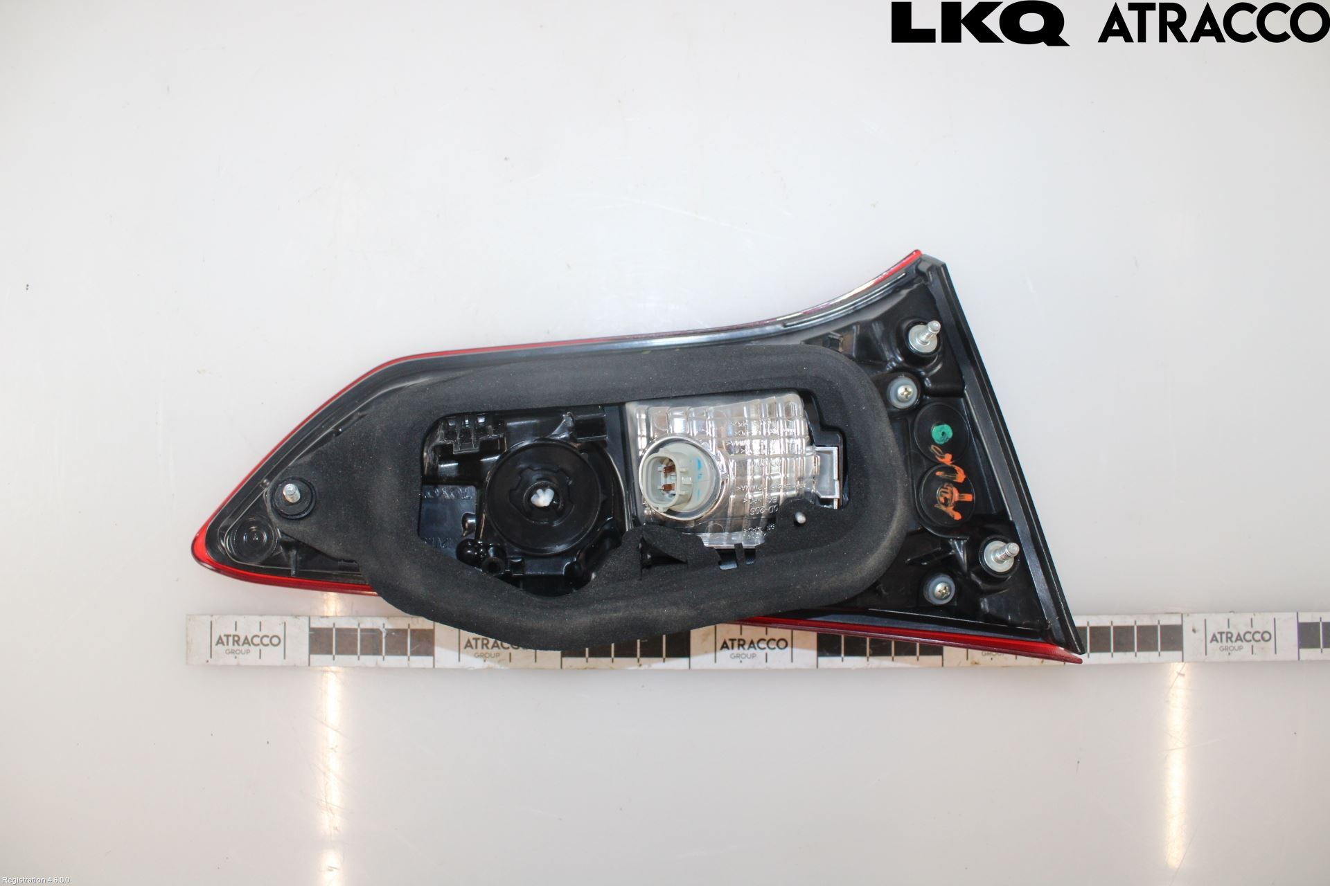 Toyota YARIS XP130 15-20 Baklykt Høyre  På Luke(Indre)