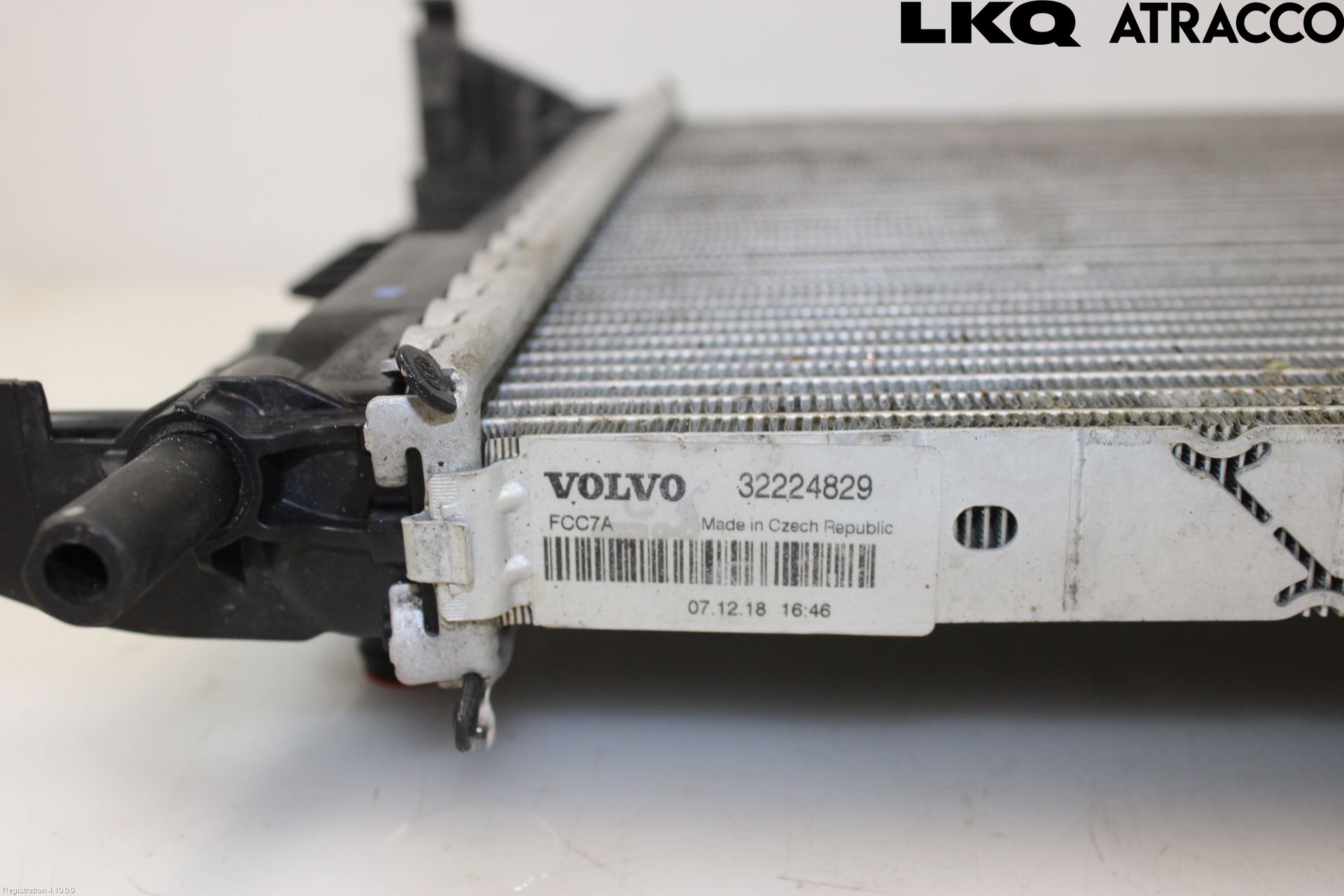 Volvo V60 CROSS COUNTRY 19- Radiator Automat
