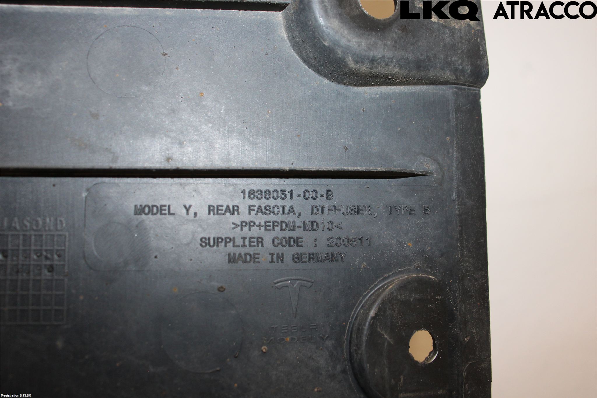 Tesla MODEL Y 21- Bunnplate U Motor-Gear-Dørk