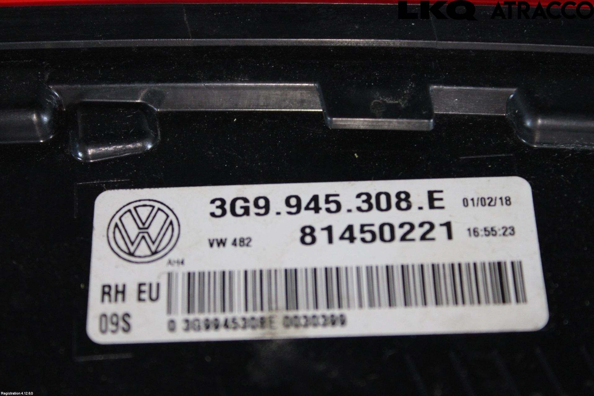 Volkswagen VW PASSAT 15-19 Baklykt Høyre  På Luke(Indre)