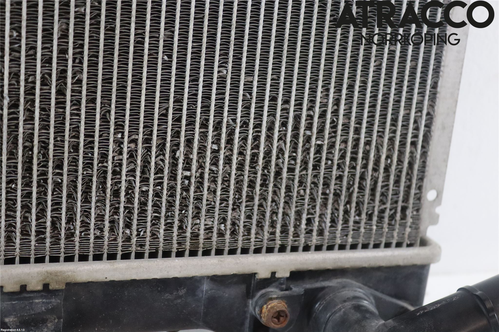 Toyota YARIS XP130 12-14 Radiator Manuell