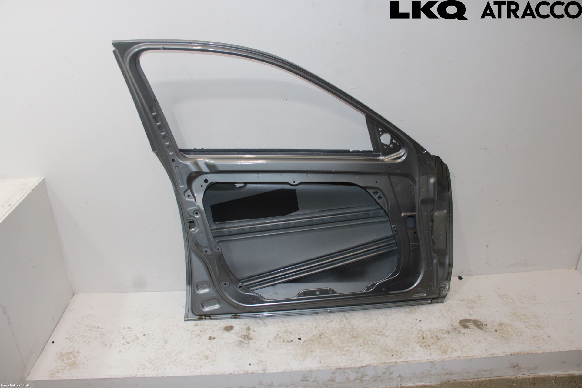 Mercedes-Benz MB E-KLASS (W212) 09-16 Dør 4D Foran Venstre