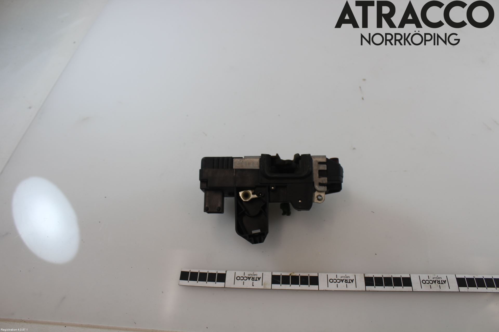Opel CORSA C    00-06 Dørlås - Låsekasse