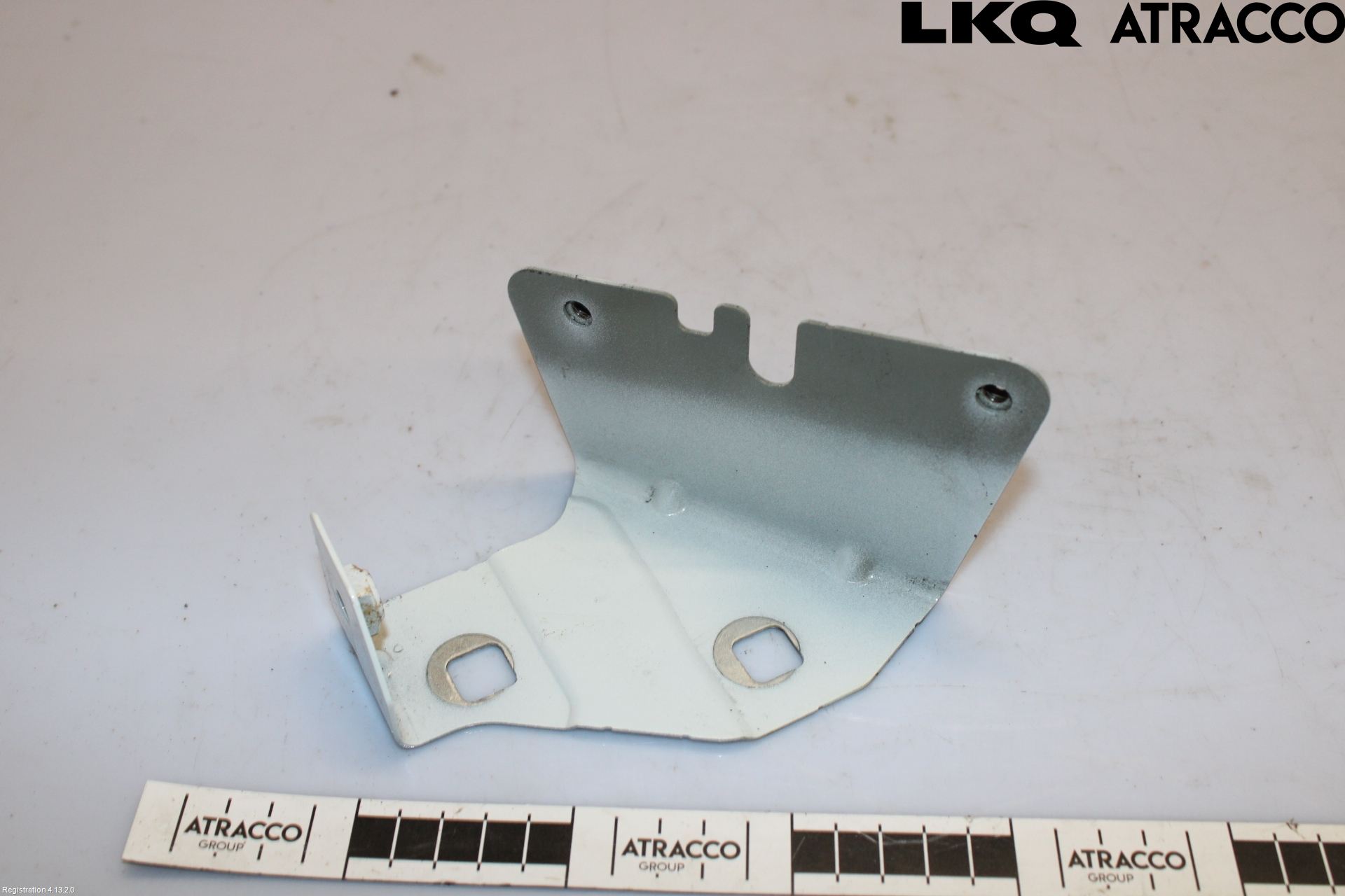 Nissan NV300 16-22 Frontskjermfeste Venstre