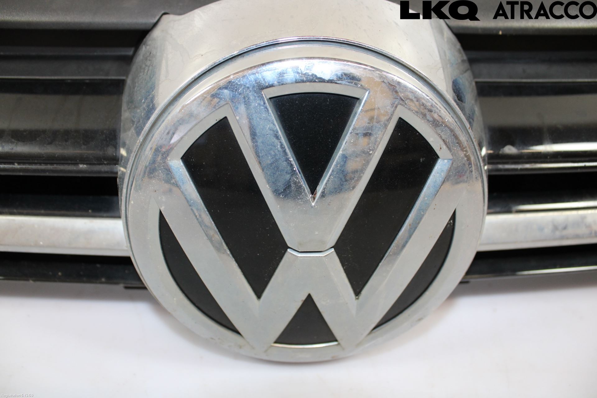 Volkswagen VW GOLF / E-GOLF VII 13-20 Grill Komplett