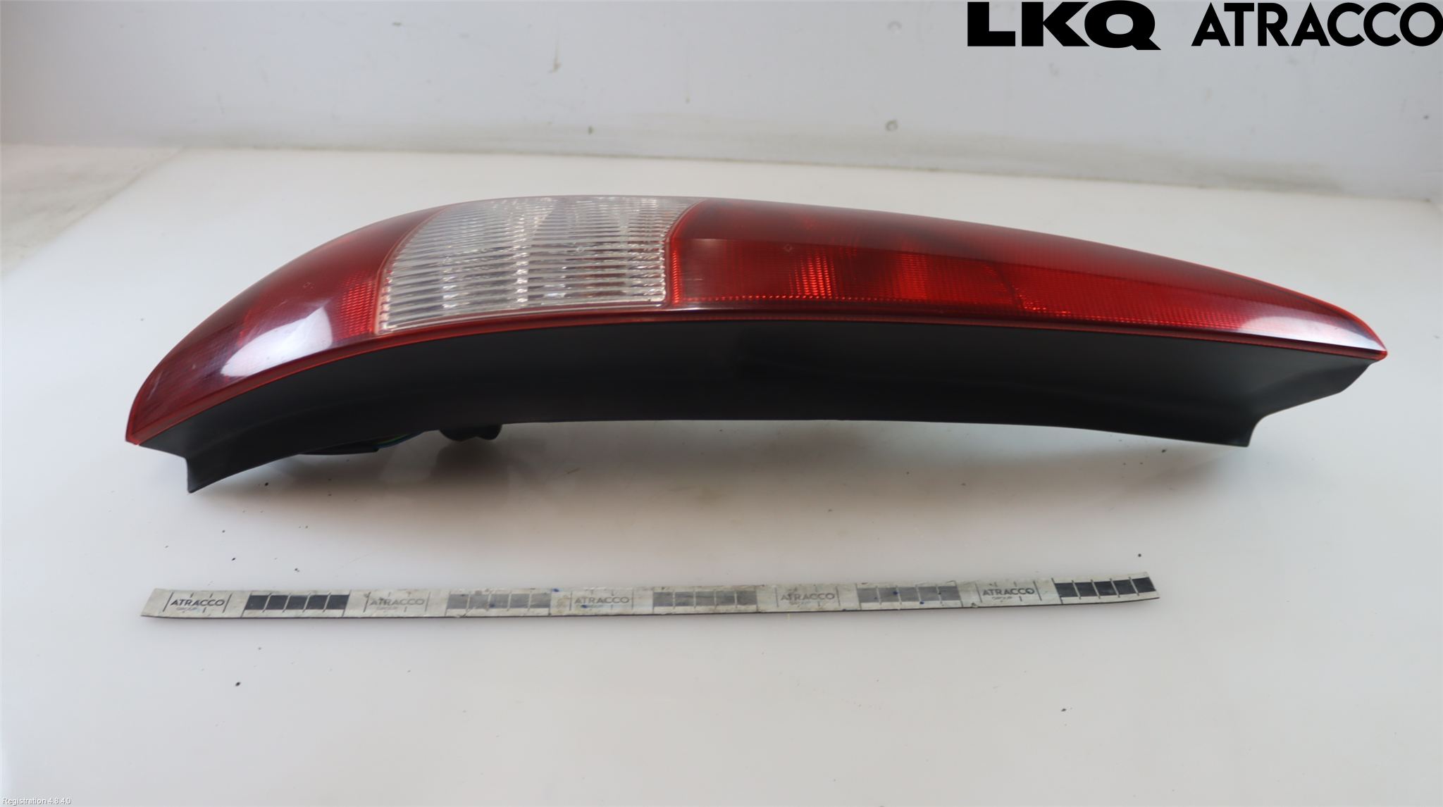 Ford MONDEO     01-06 Baklykt Venstre