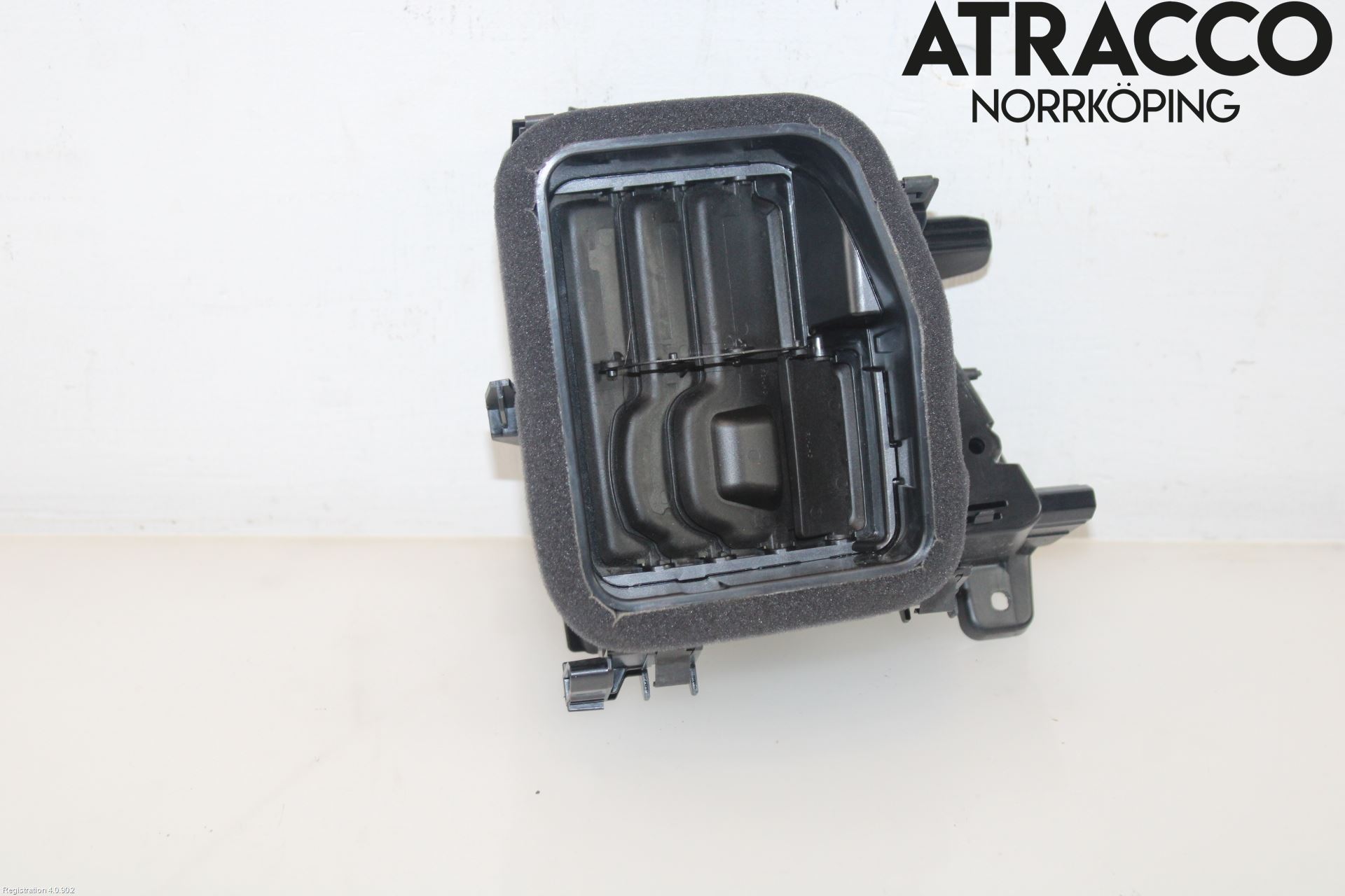 Audi Q4 E-TRON FZ 22- Dashbord Kanal - Dyse