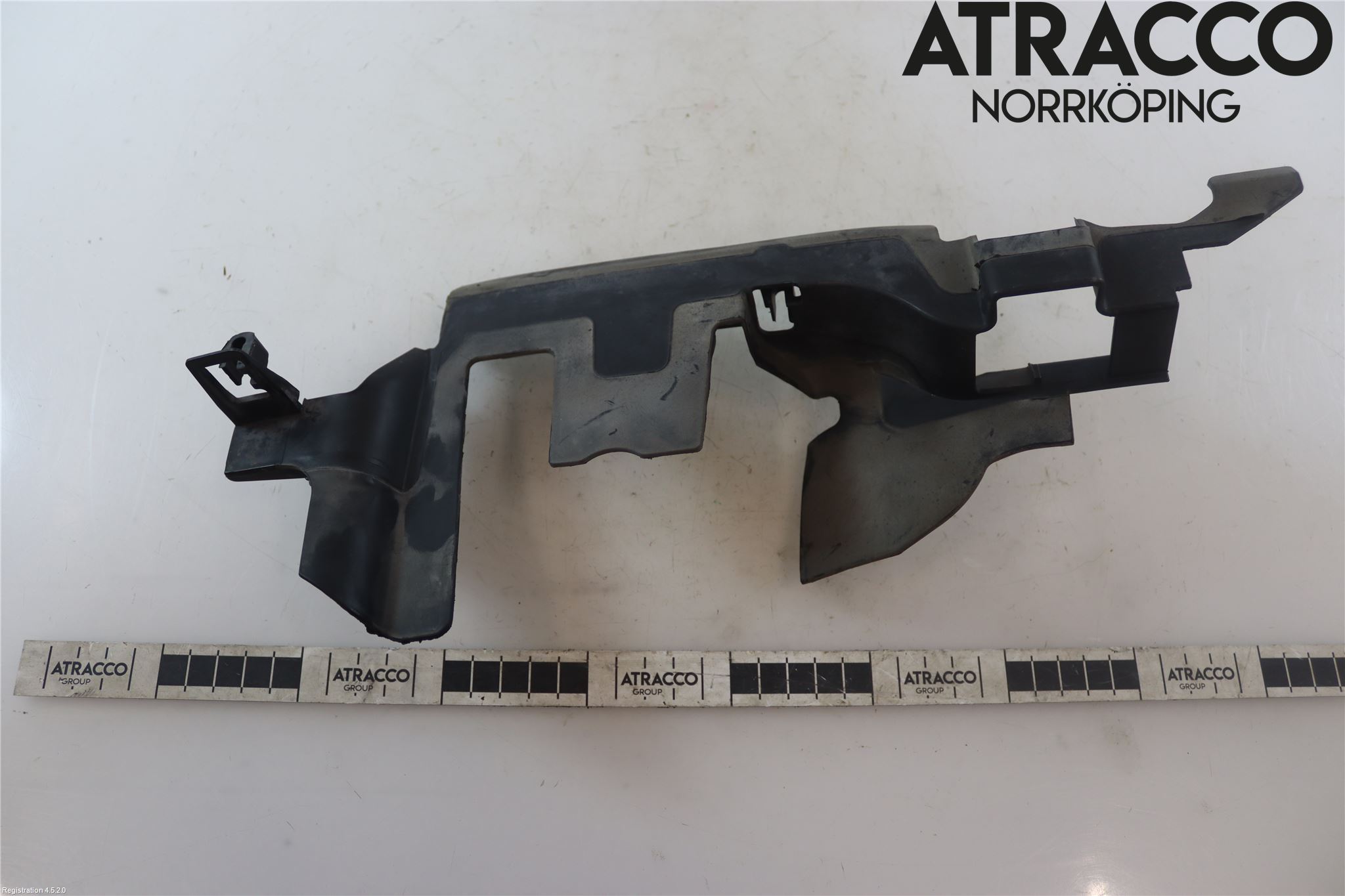 Volkswagen VW GOLF V 04-09 Luftstyring Front