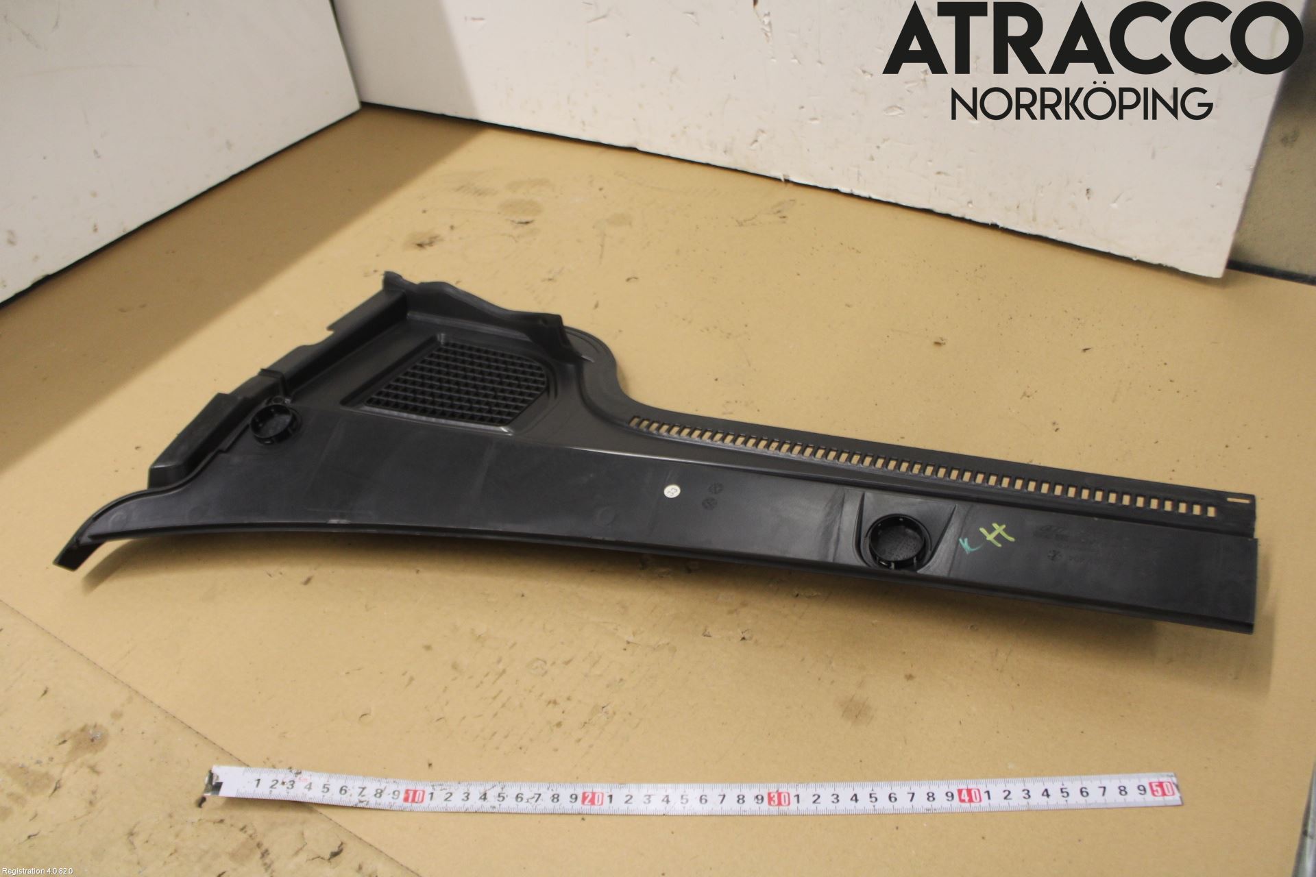 Volkswagen VW GOLF / E-GOLF VIII 20- Visker Deksel-Grill-Under Frr