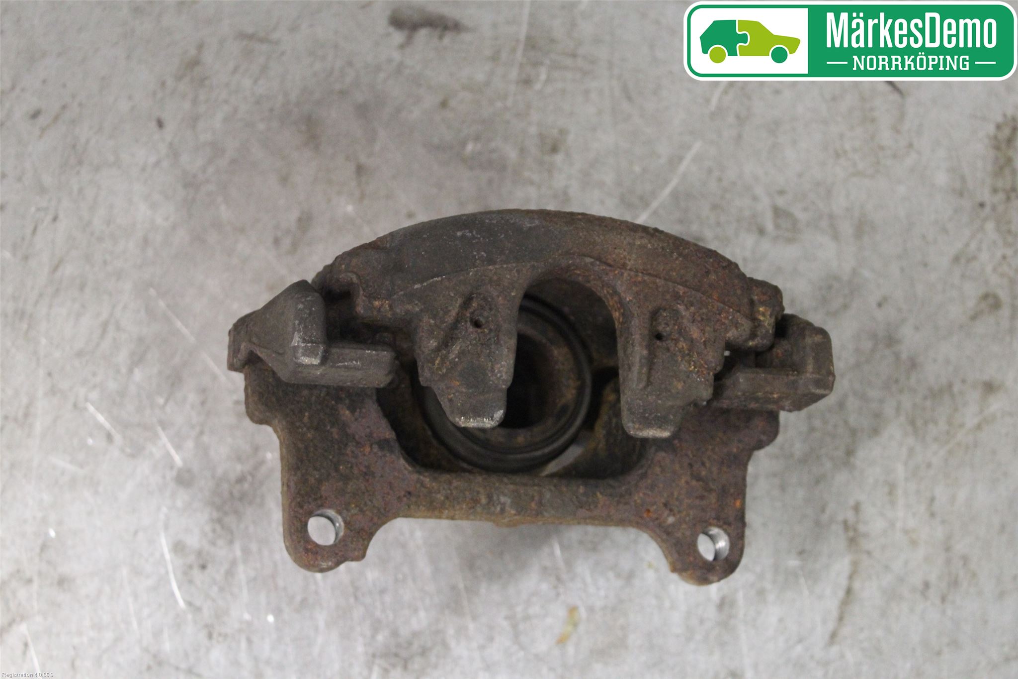Volkswagen VW PASSAT 11-14 Bremsecaliper Foran Høyre