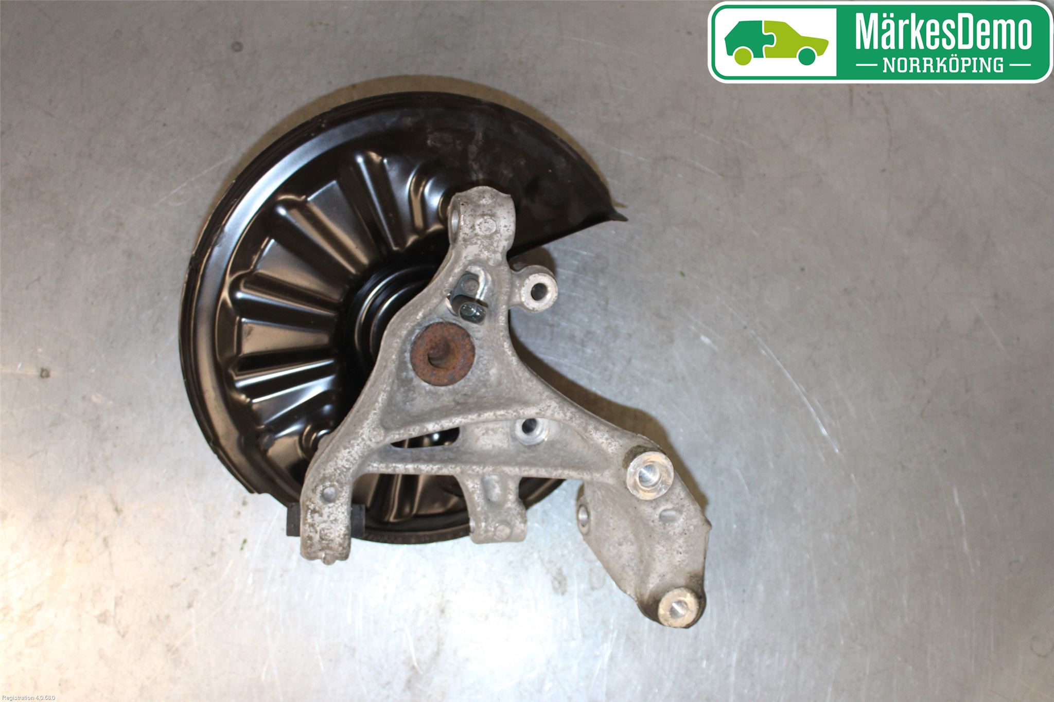 Volkswagen VW PASSAT 15-19 Spindel Vb