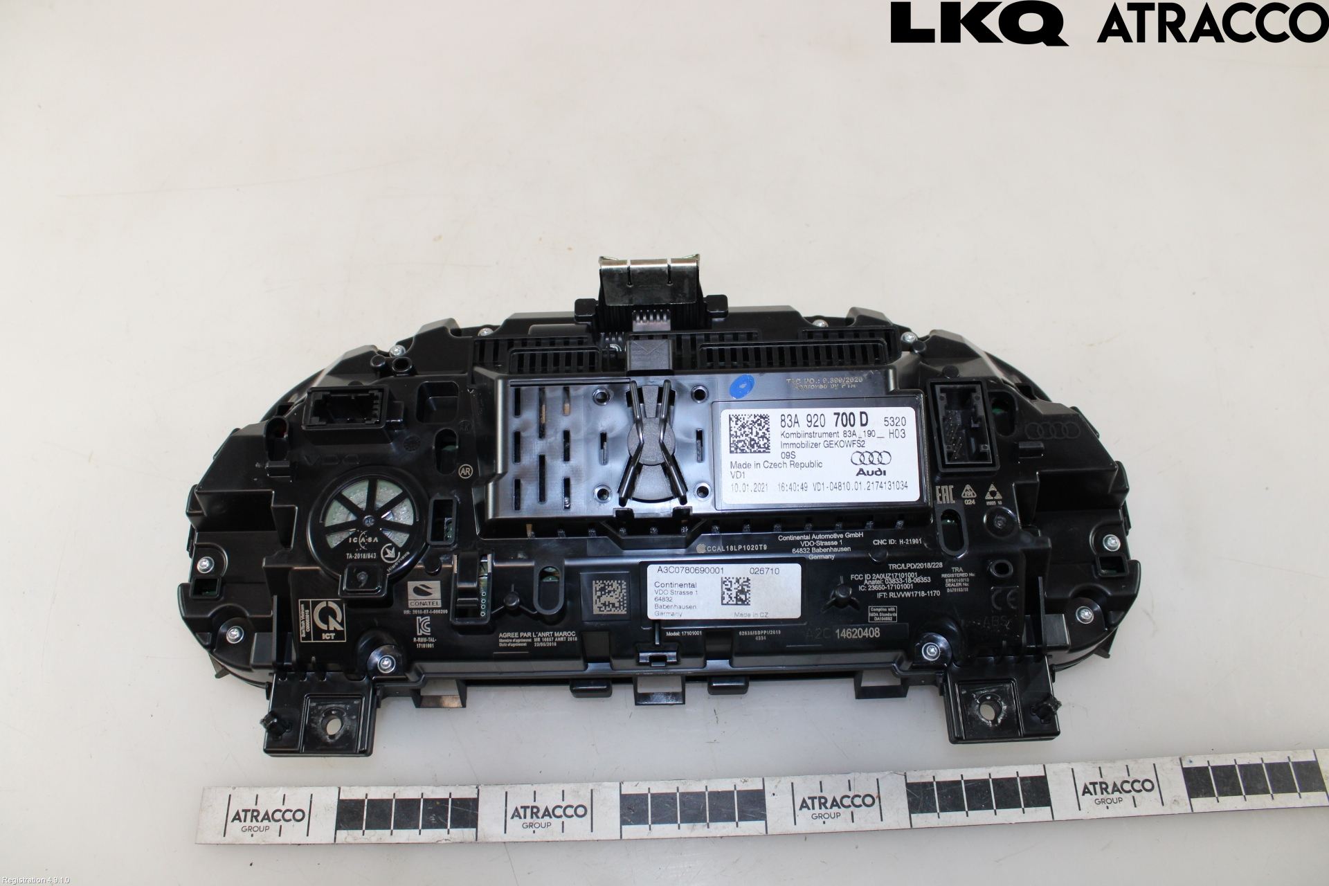 Audi Q3 F3 19- Instr Kombinert