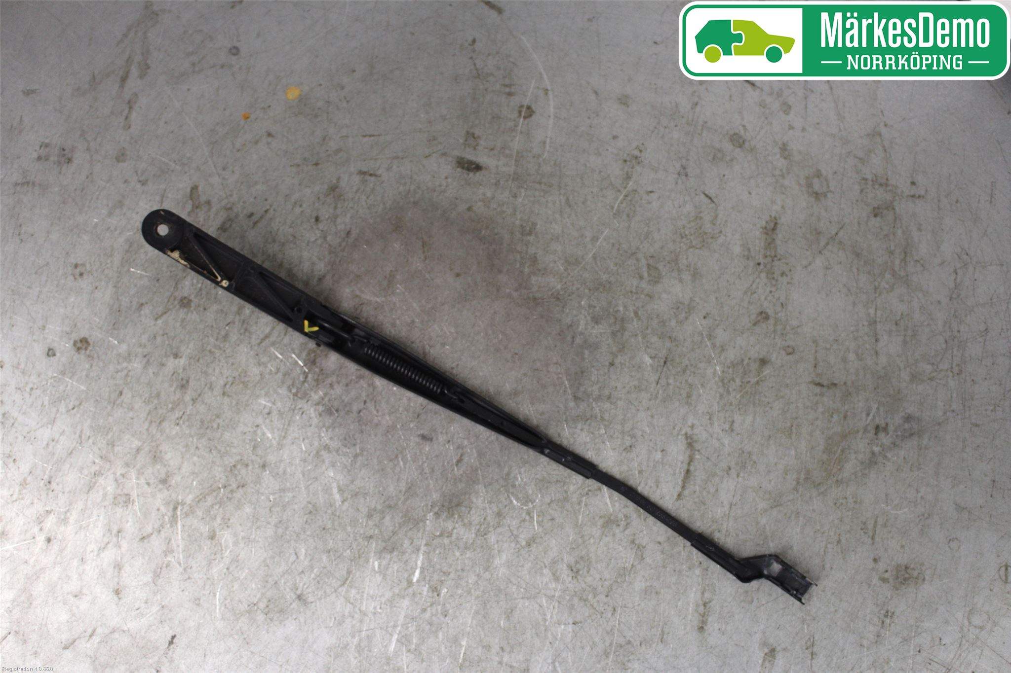 Volkswagen VW GOLF / E-GOLF VII 13-20 Viskerarm-Armer Frontrute