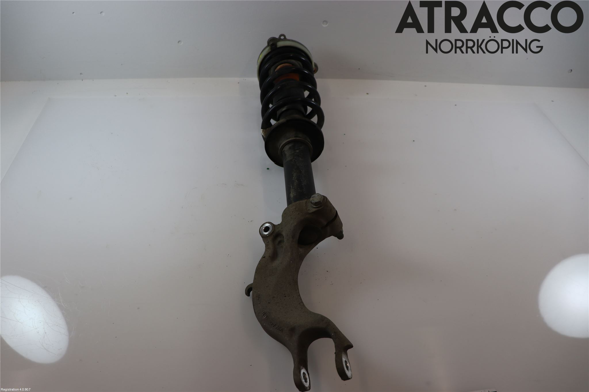 Audi A6 F2/C8 19- Fjærbein Foran Venstre