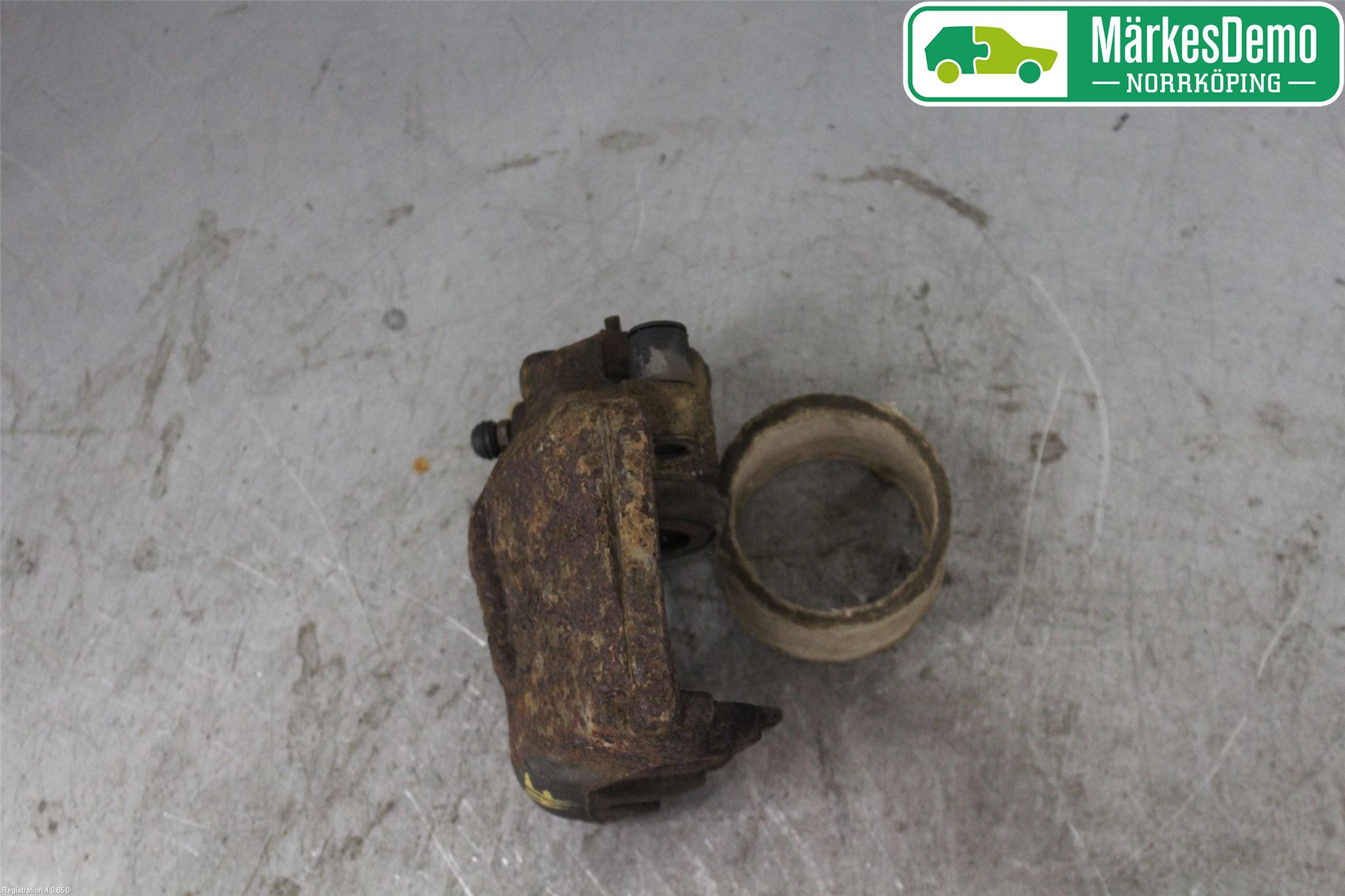 Volkswagen VW TOURAN 03-10 Bremsecaliper Foran Høyre