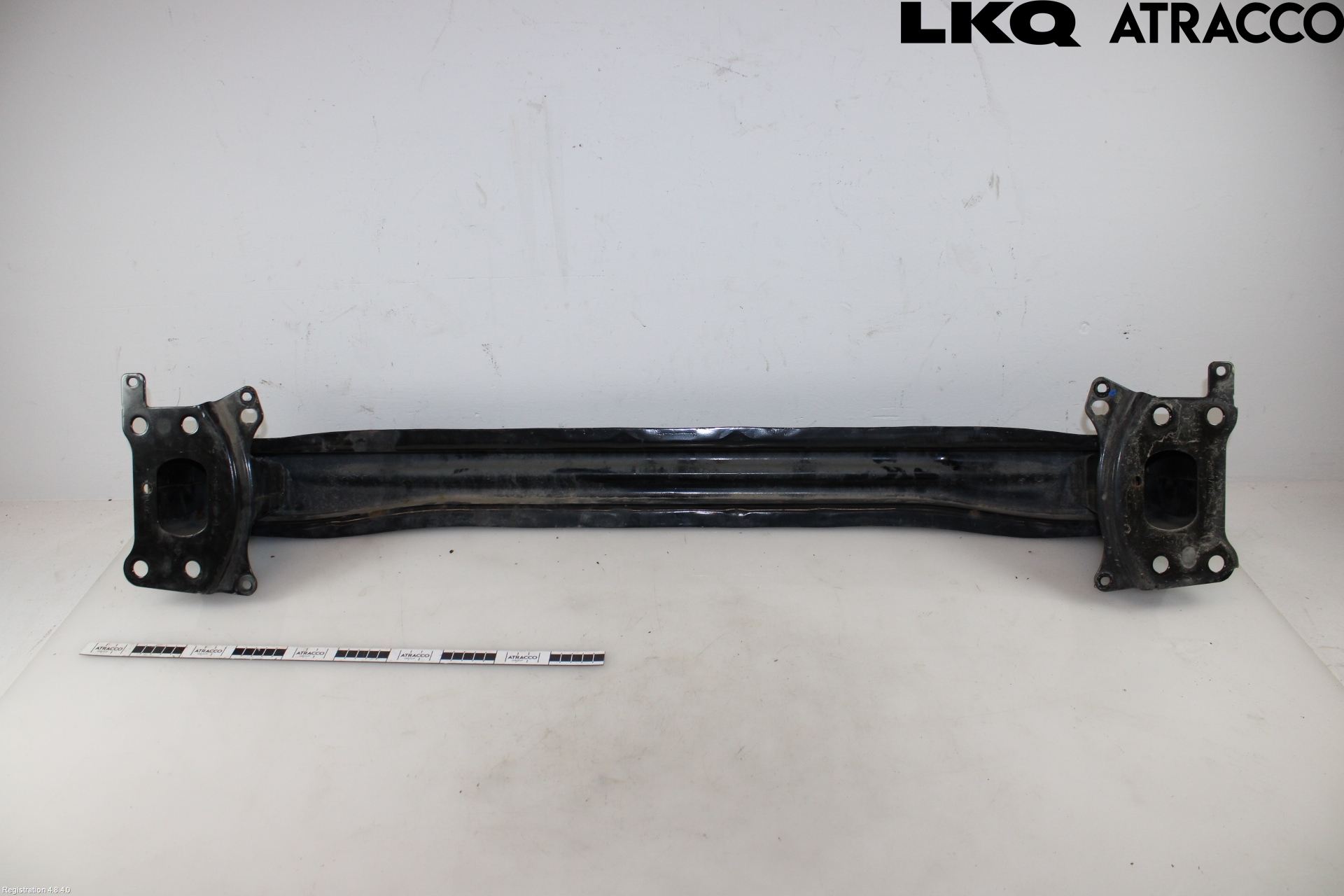 Volkswagen VW CADDY      04-10 Støtfanger Foran Bjelke