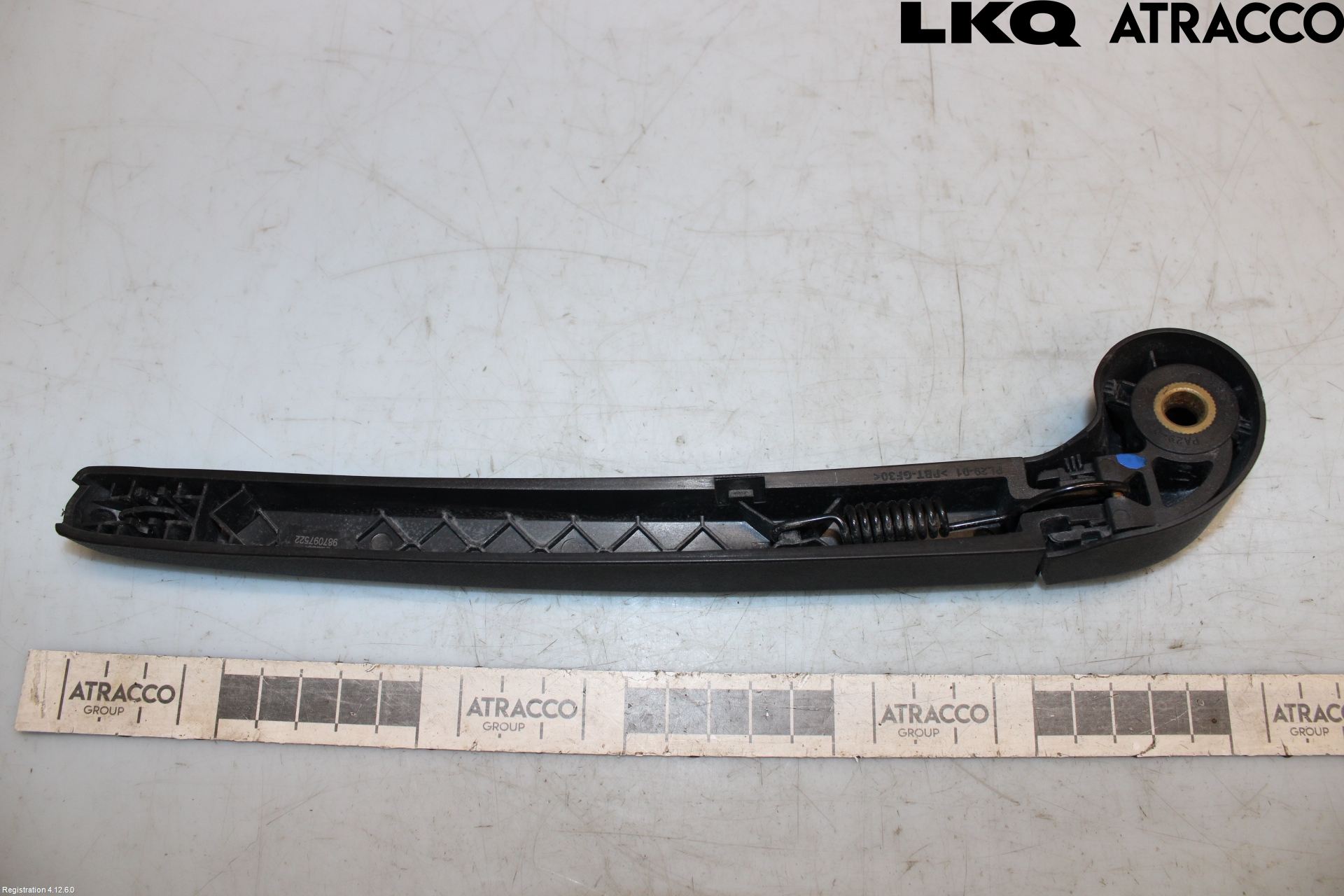 Audi Q5 09-16 Viskerarm Bakrute