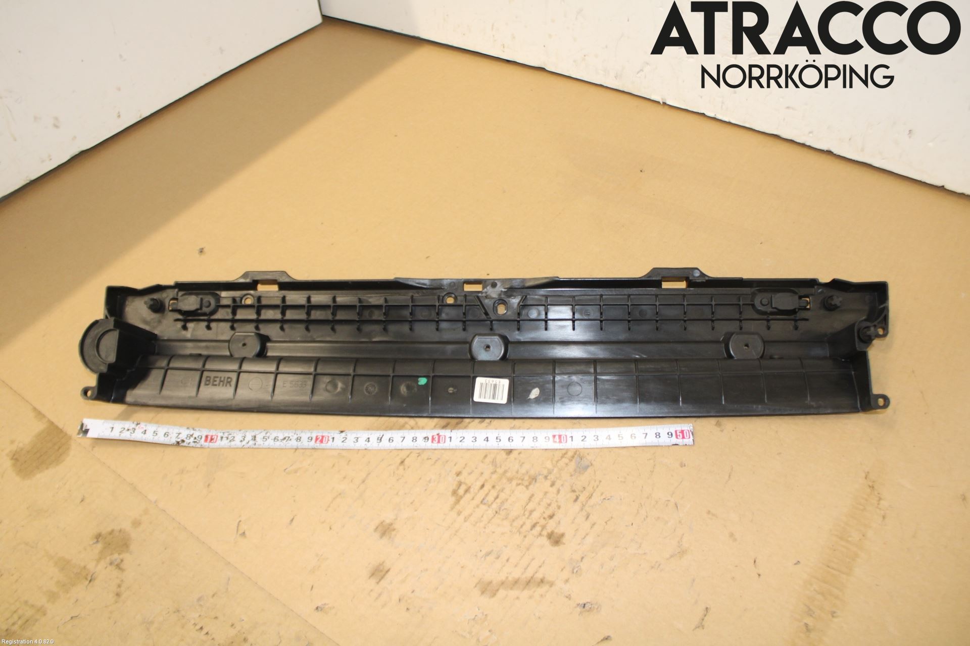 BMW 5 E60/61 Sed/Tou 02-10 Radiator Feste - Ramme - Bjelk