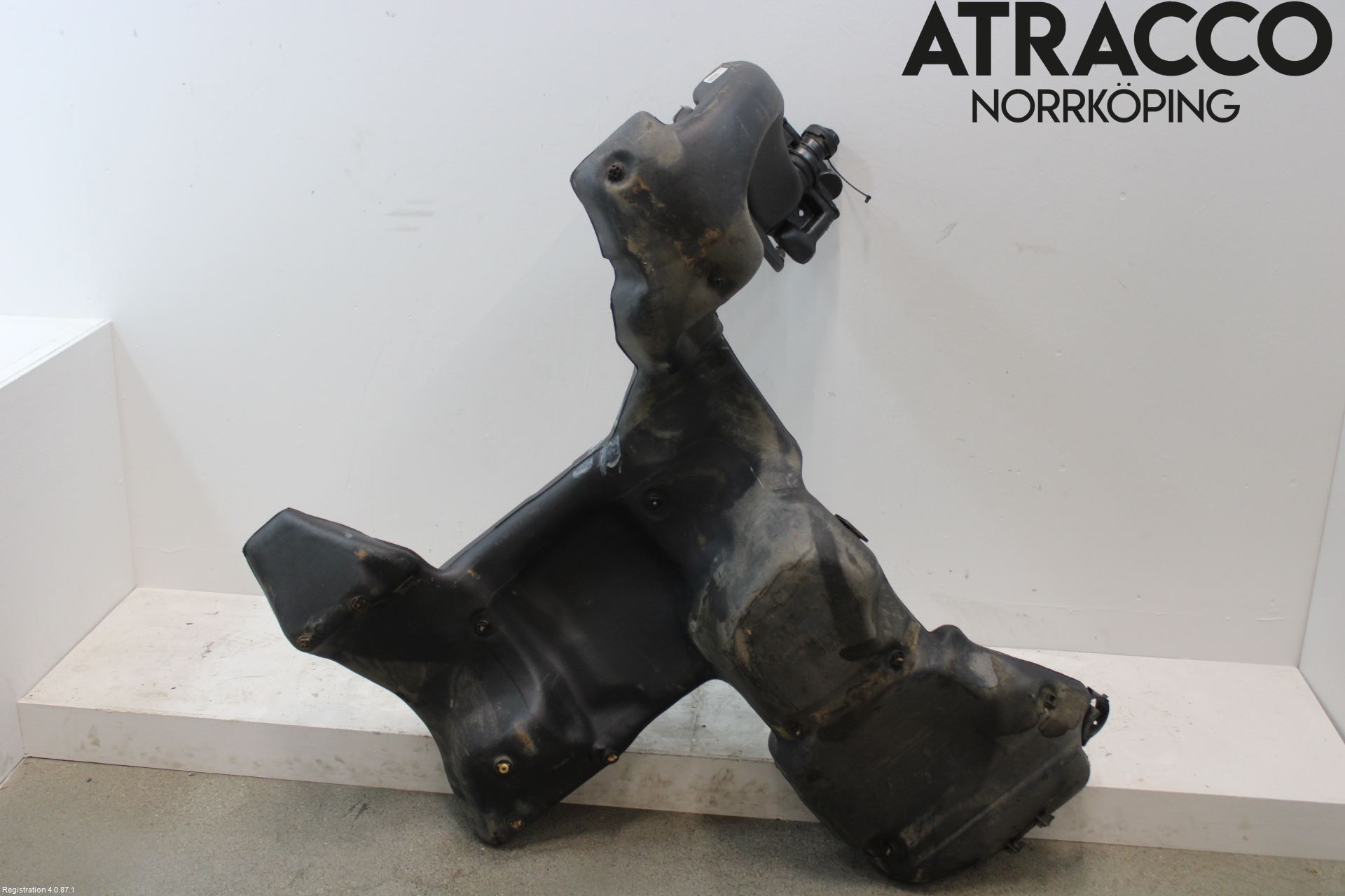 Audi A4/S4 99B-00 Drivstofftank Innsprøytning