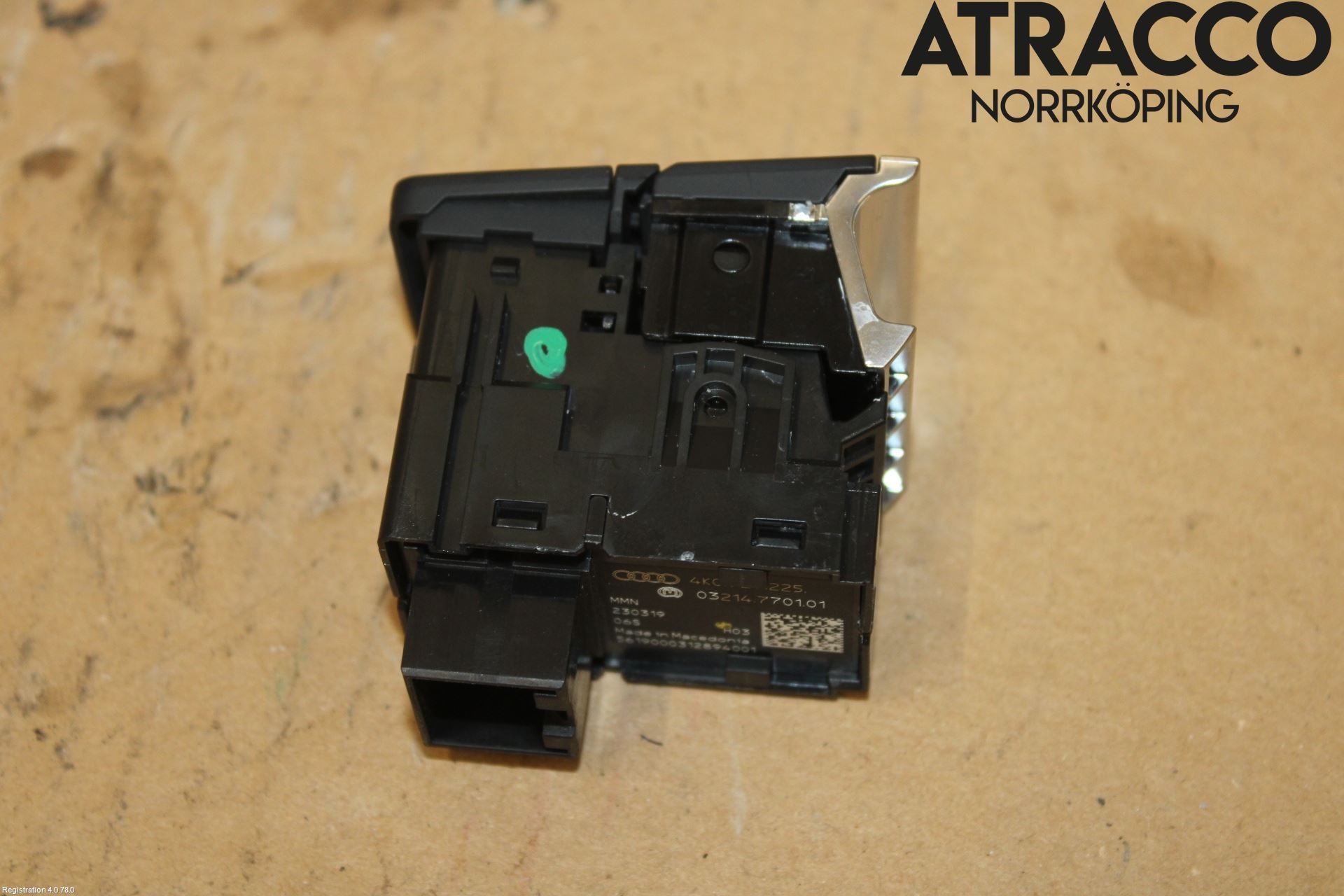 Audi A6 F2/C8 19- Bryter Parkeringsbrems