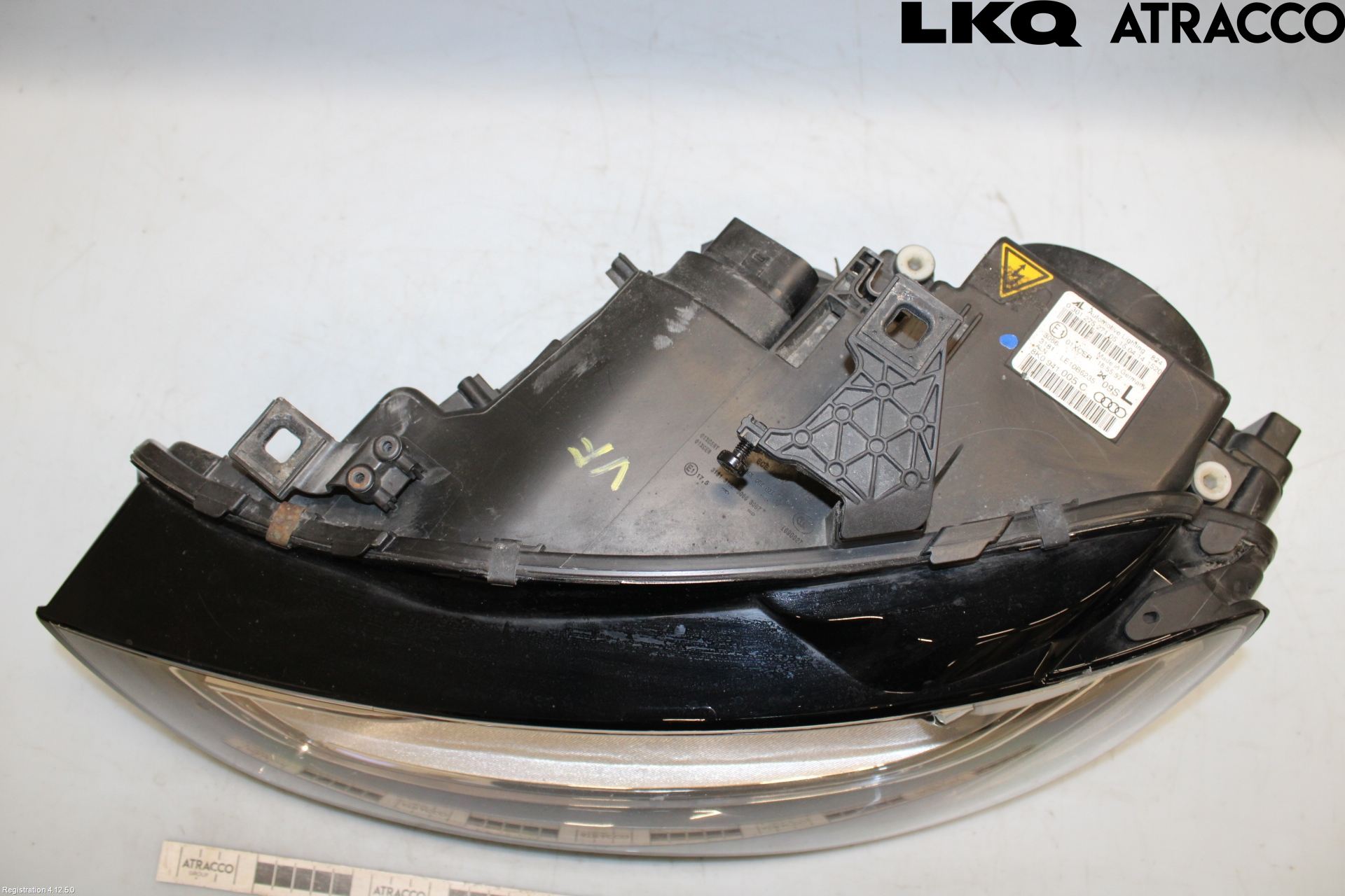 Audi A4 ALLROAD 09-16 Frontlykt Venstre