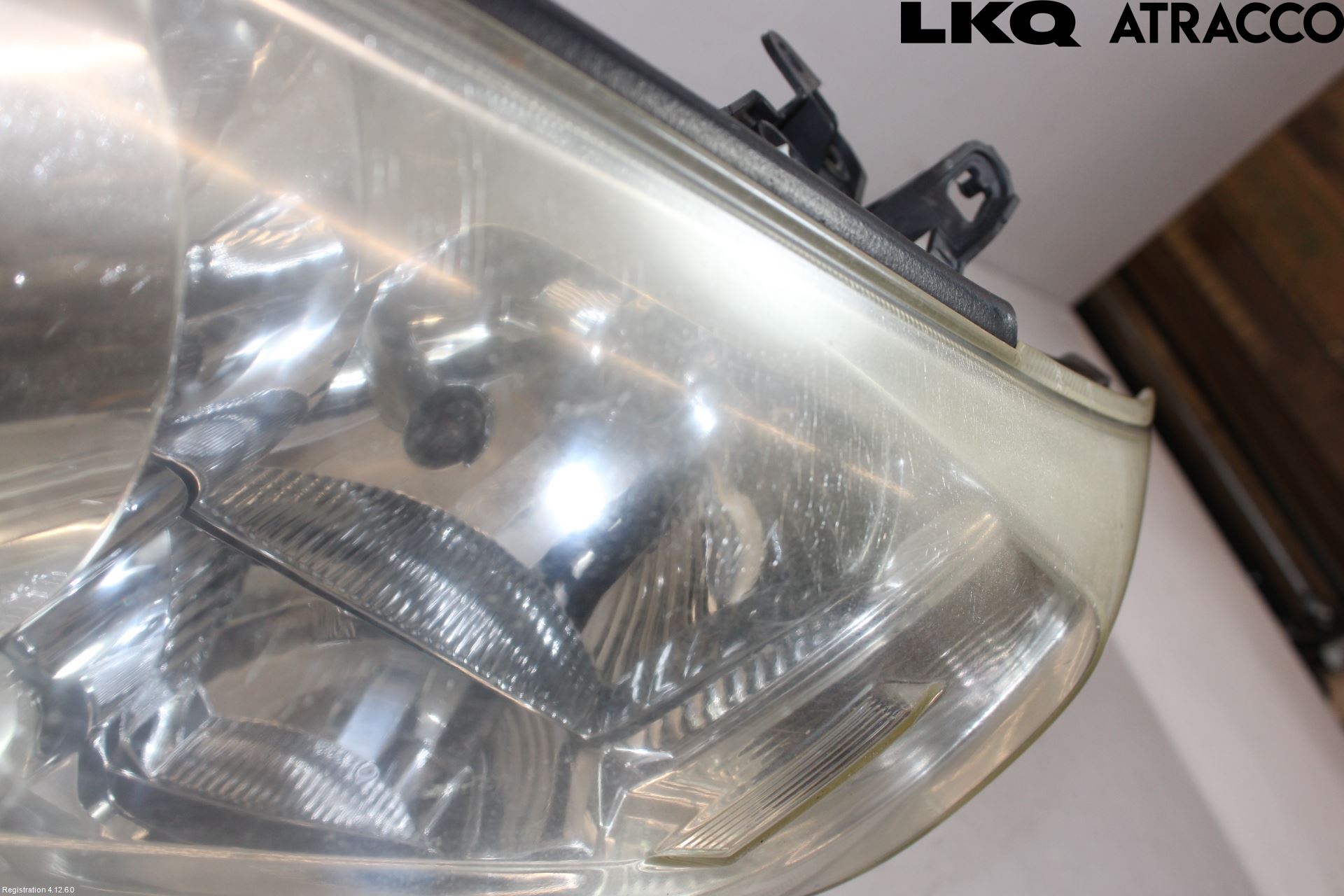 Toyota RAV 4 06-12 Frontlykt Venstre