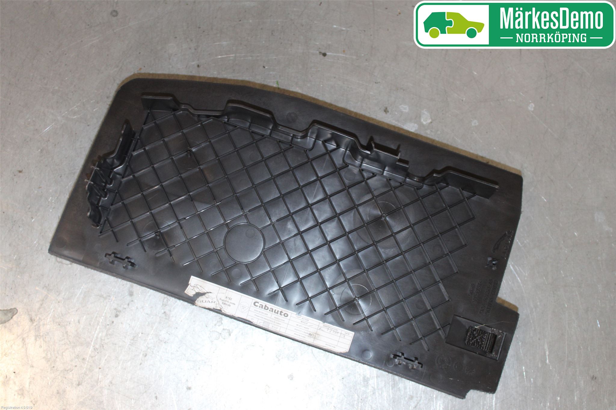 Jaguar F-TYPE Batterikasse - Feste - Holder