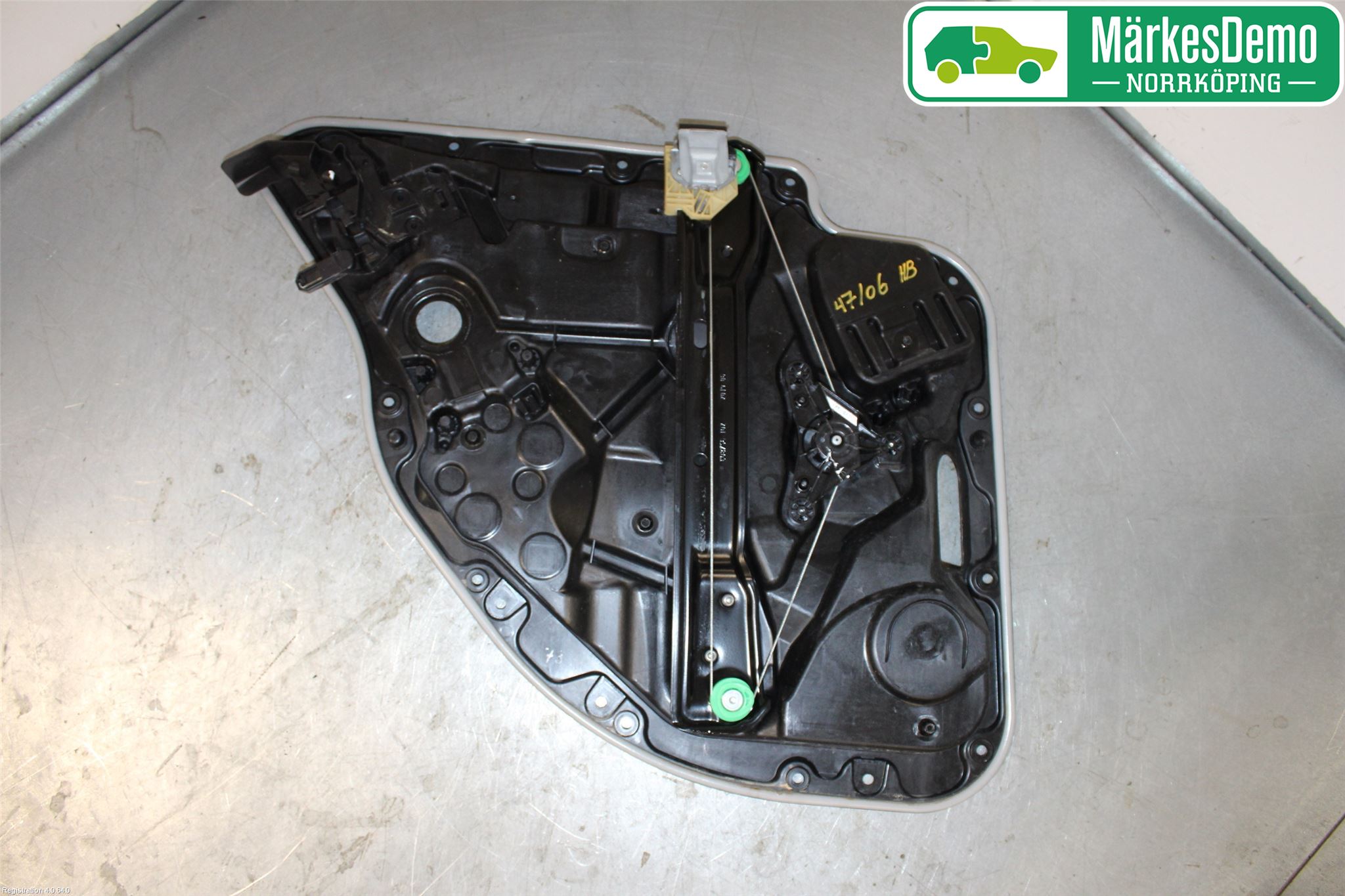 Mercedes-Benz MB C-KLASS (W205) 14-21 Vindusheis El Komp