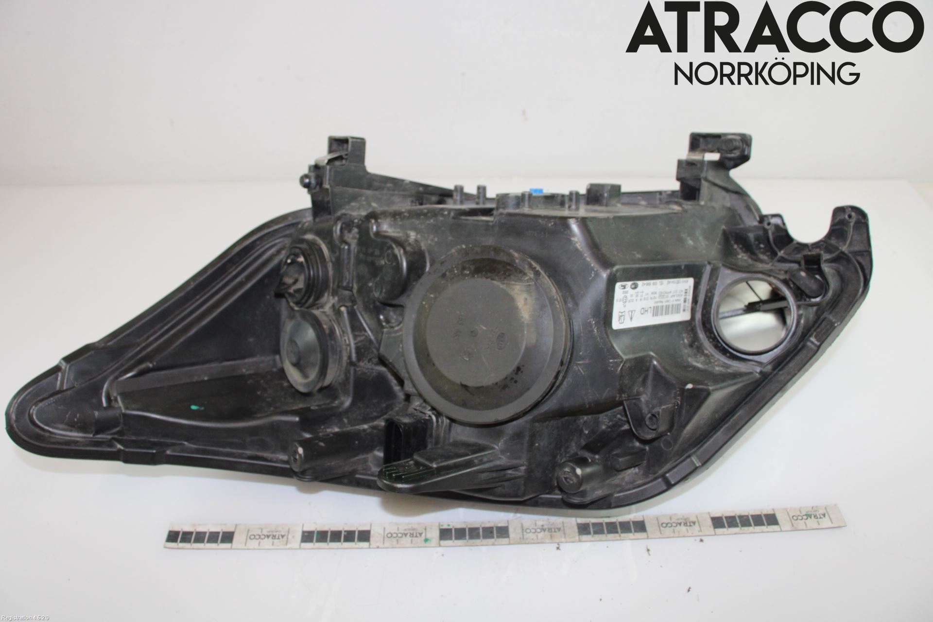 Ford KUGA 08-12 Frontlykt Høyre