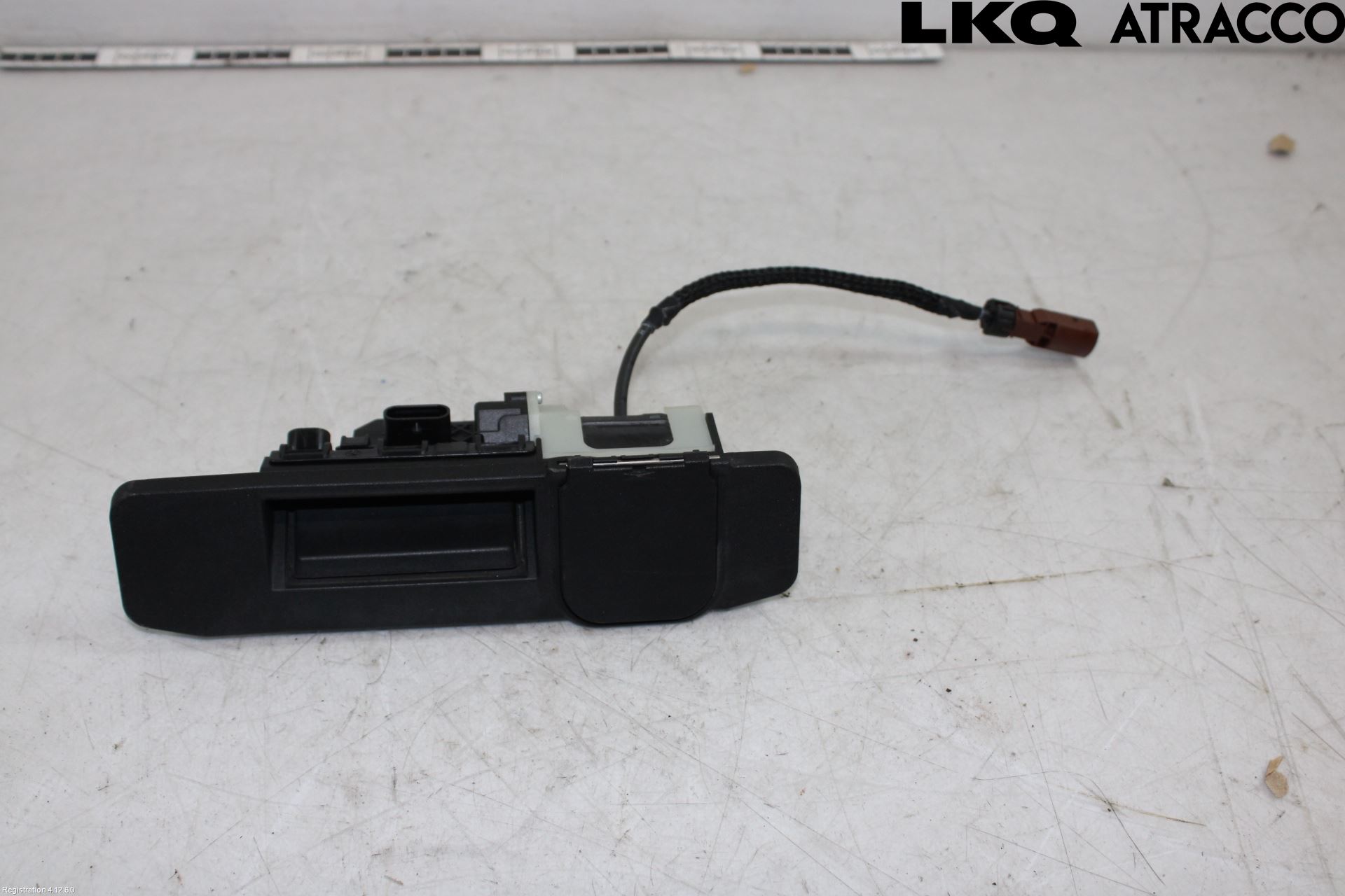 Mercedes-Benz MB A-KLASS (W177) 18- Bakluke Handtak Ytre