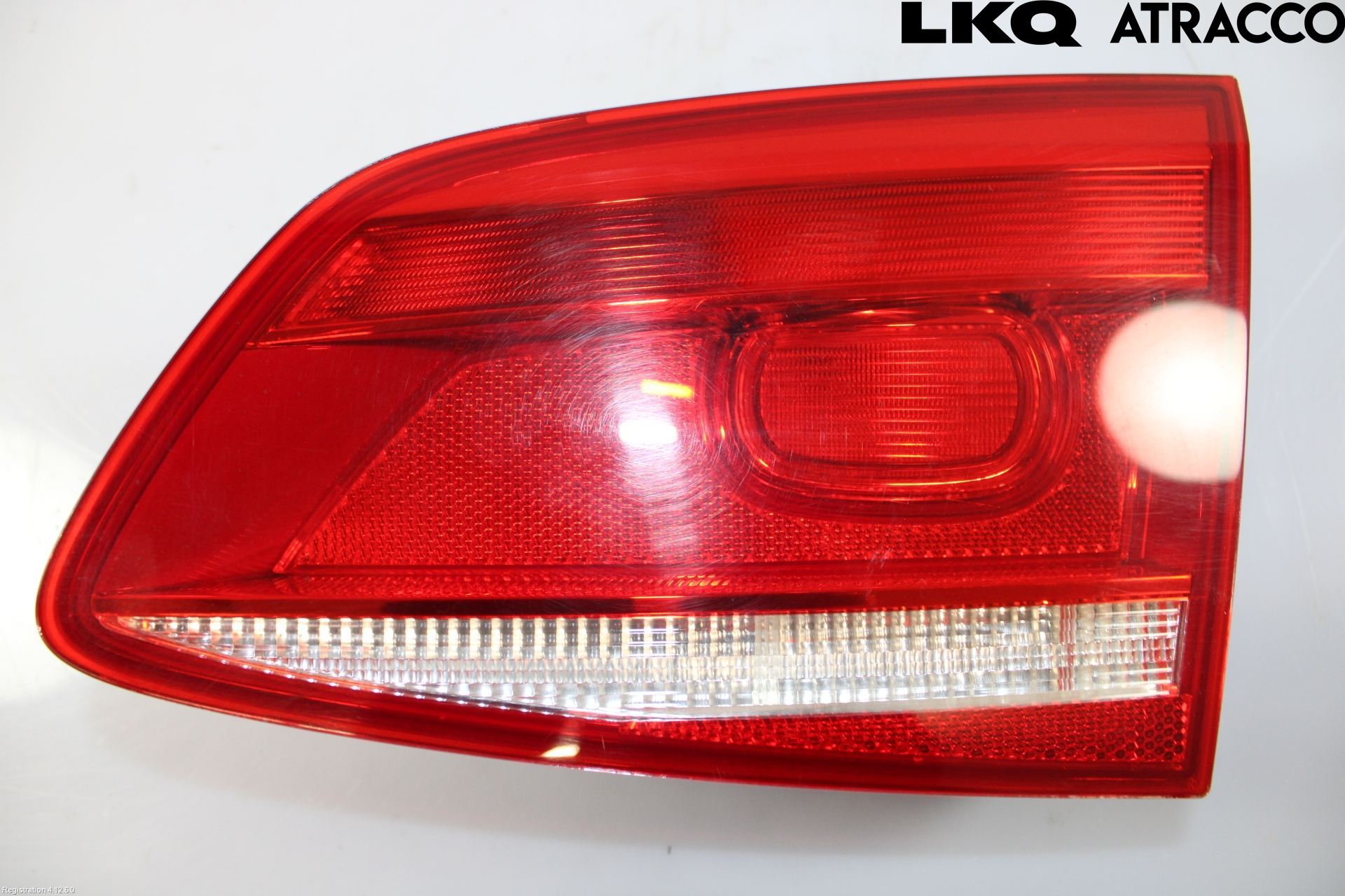 Volkswagen VW PASSAT 11-14 Baklykt Høyre  På Luke(Indre)