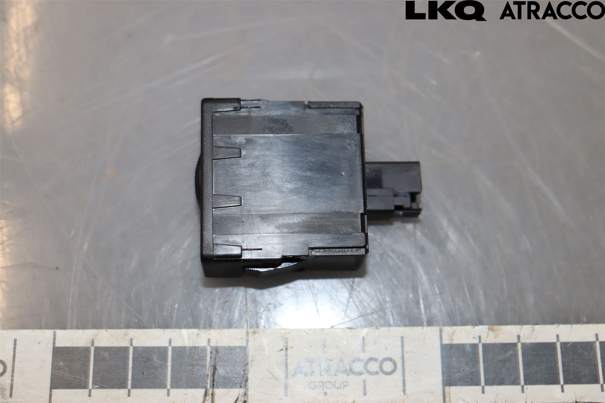 Peugeot PARTNER 08-15 Frontlykt Lysspredderreg
