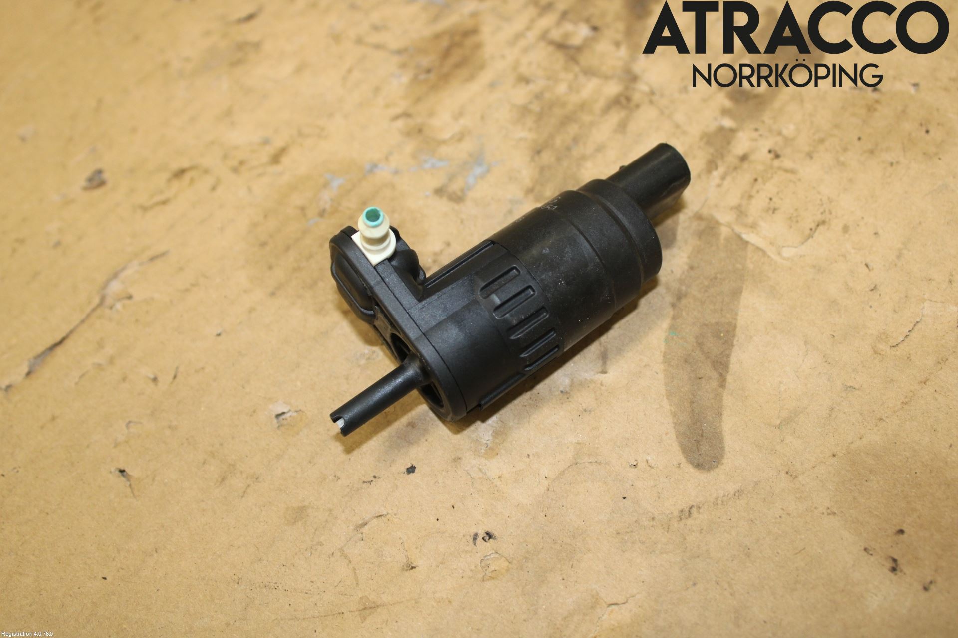 Volkswagen VW GOLF V 04-09 Spylerpumpe Frontrute