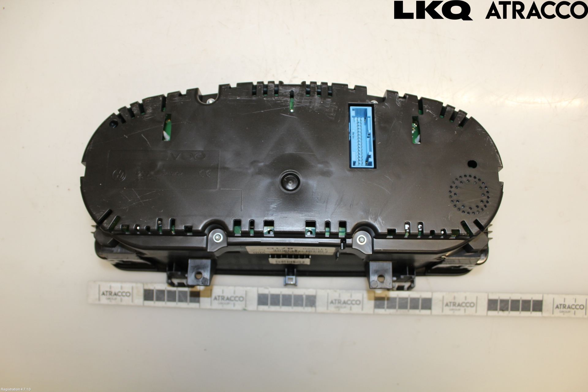 Volkswagen VW TOURAN 10-15 Instr Kombinert