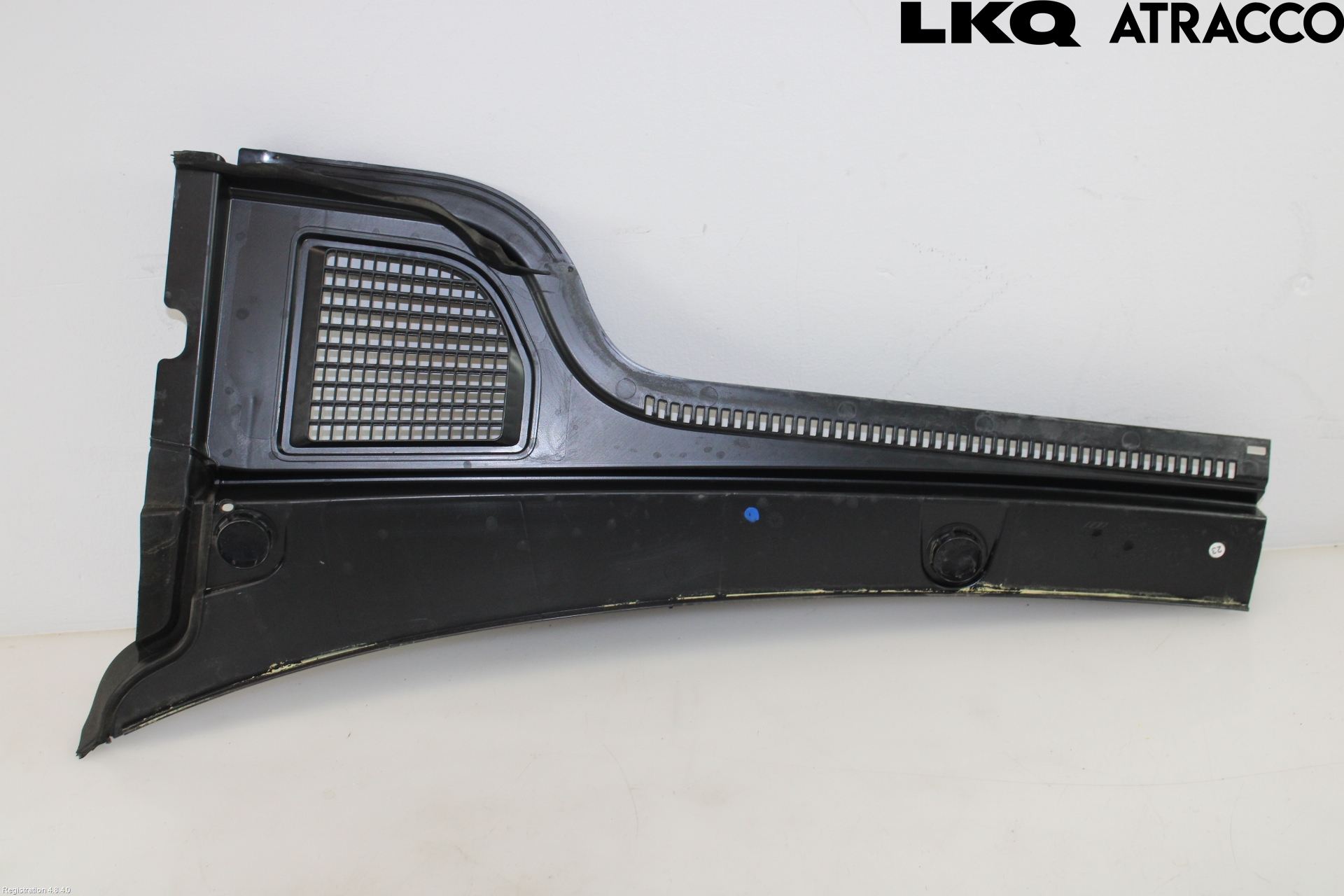 Volkswagen VW GOLF / E-GOLF VIII 20- Visker Deksel-Grill-Under Frr