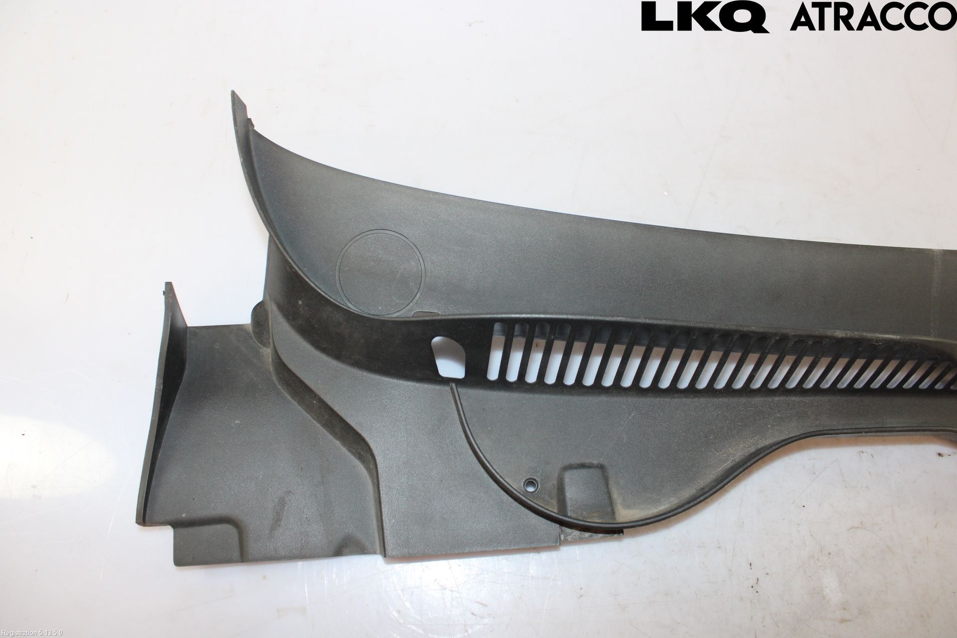 Volkswagen VW GOLF SPORTSVAN 15-20 Visker Deksel-Grill-Under Frr